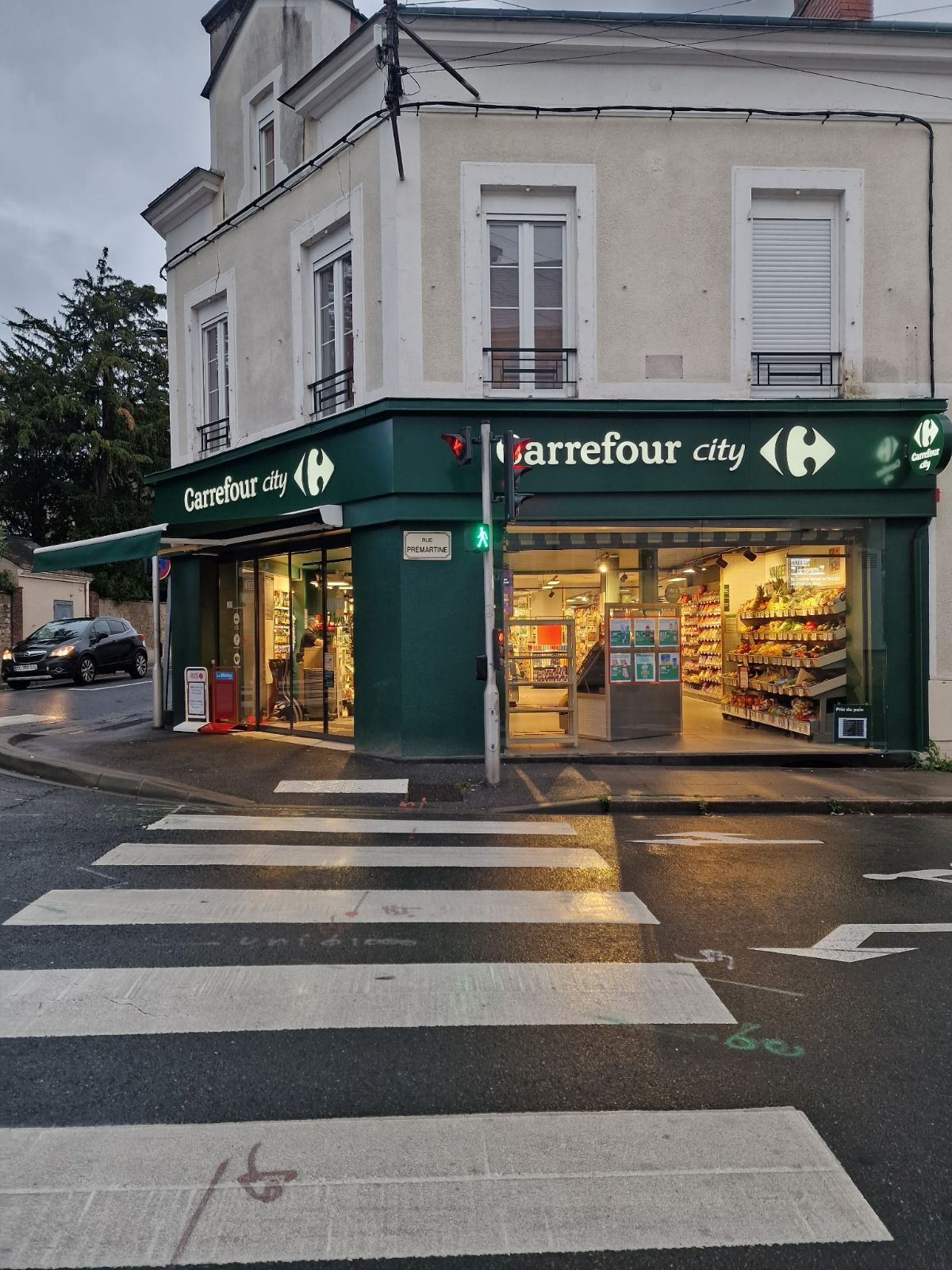 Foto 2 di Carrefour City