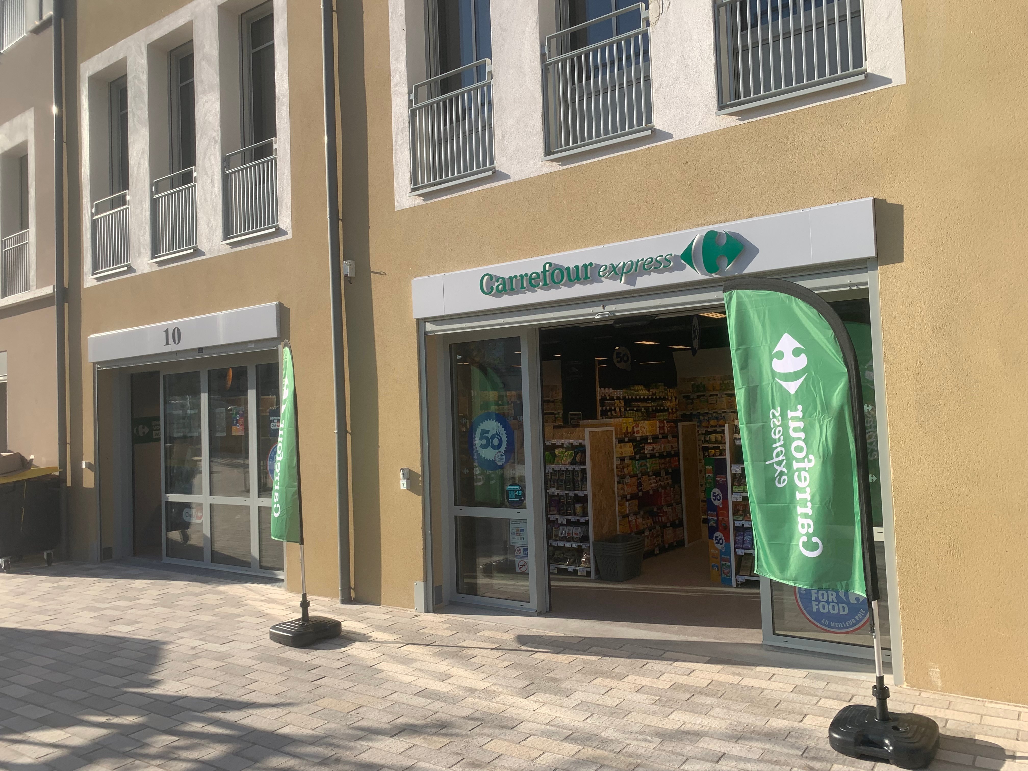 Foto 1 di Carrefour Express