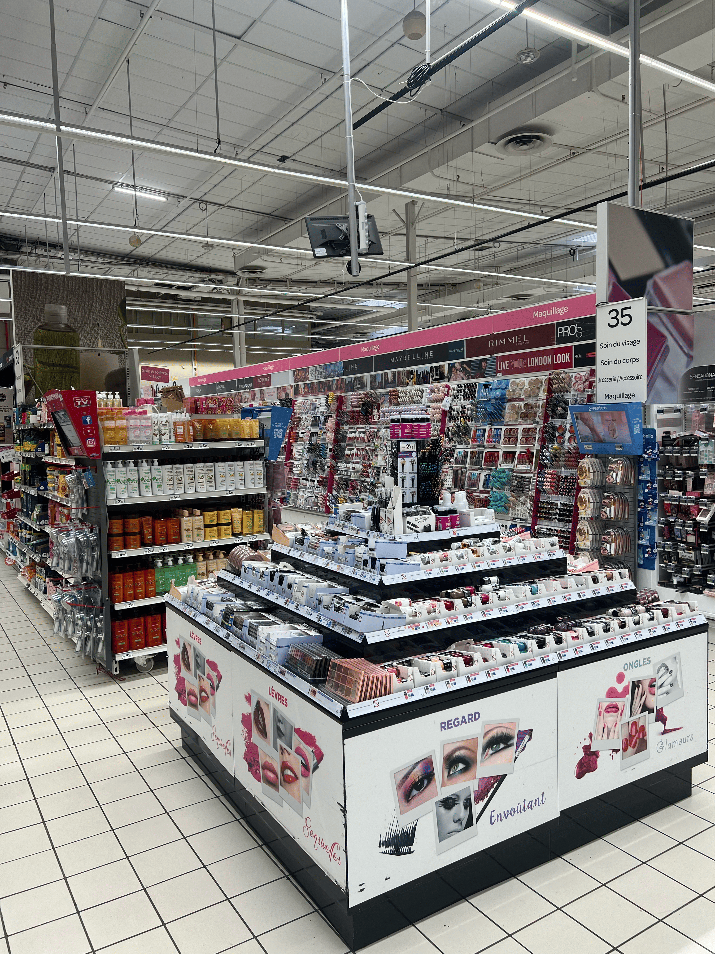 Foto 6 di Carrefour Amiens