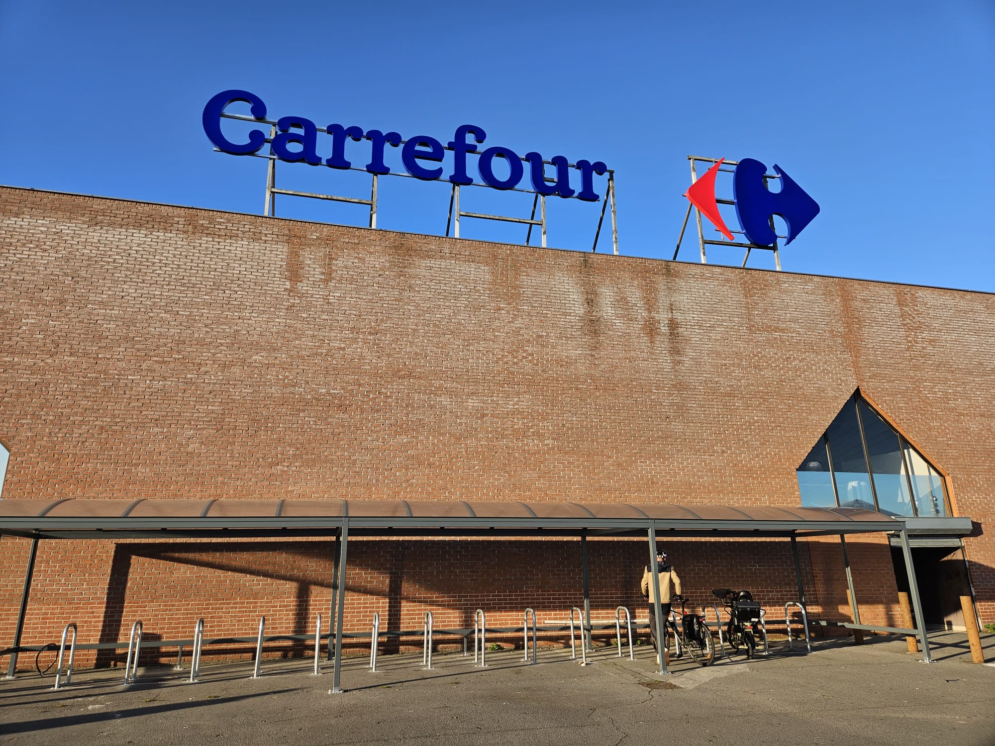 Carrefour Villeneuv.Ascq-Flers