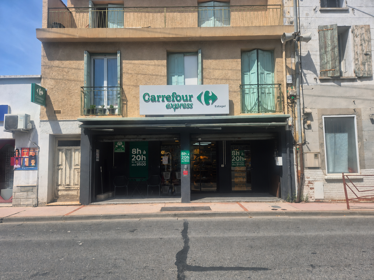 Foto 1 di Carrefour Express