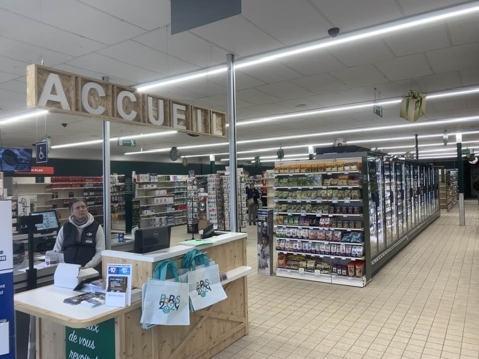 Foto 12 di Carrefour Contact