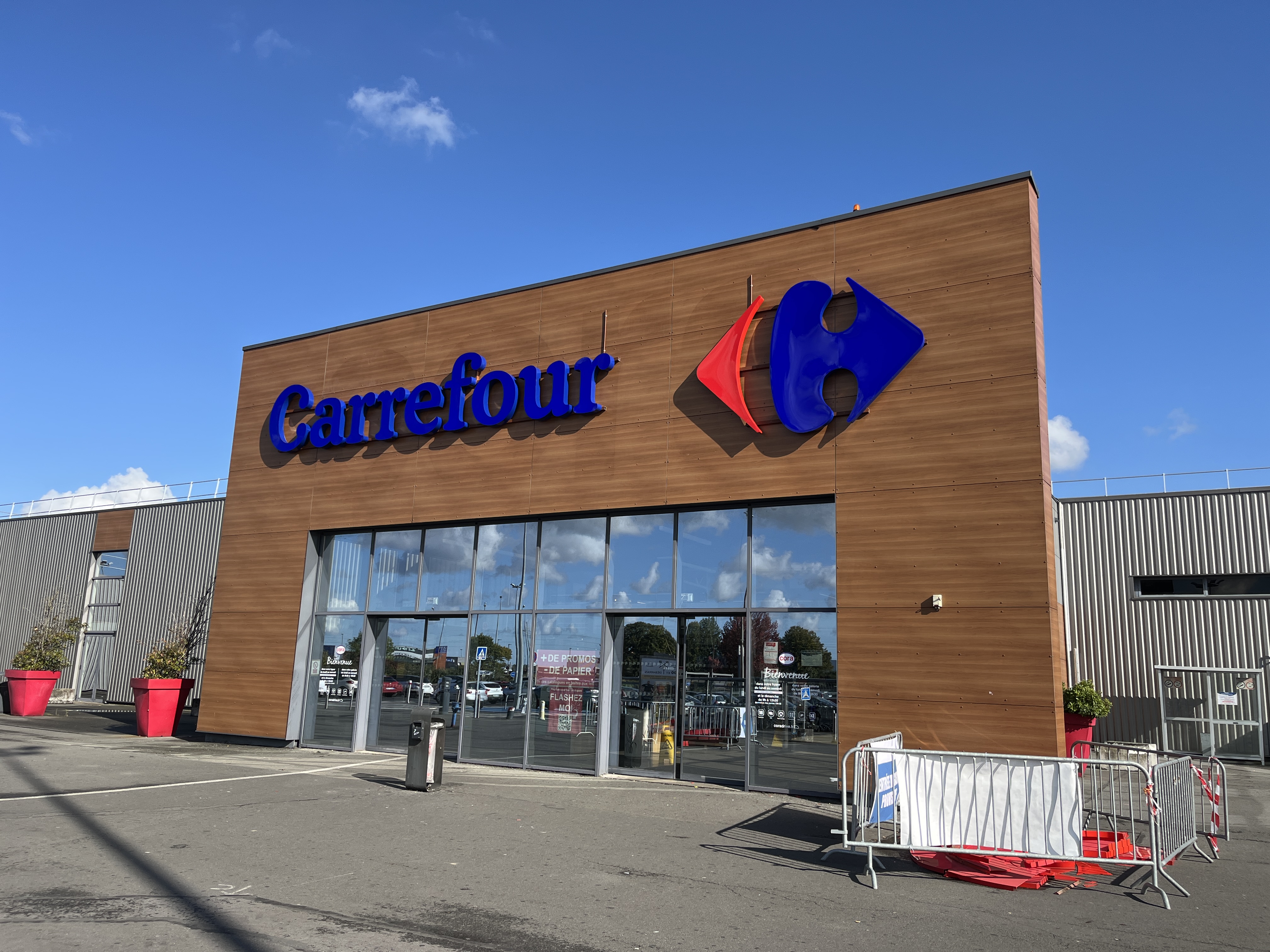 Foto 2 di Carrefour Courrières
