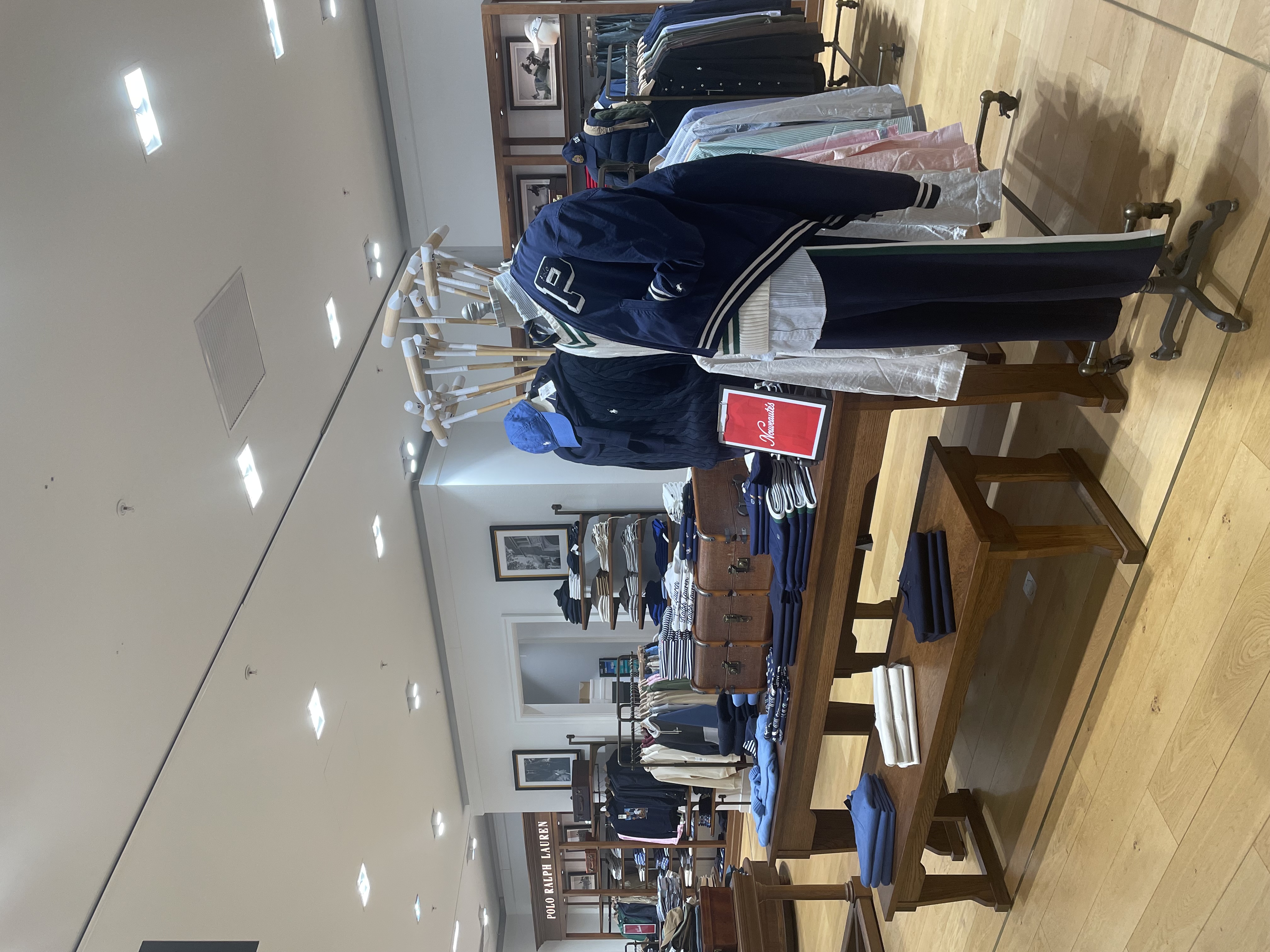 Foto 1 di Ralph Lauren