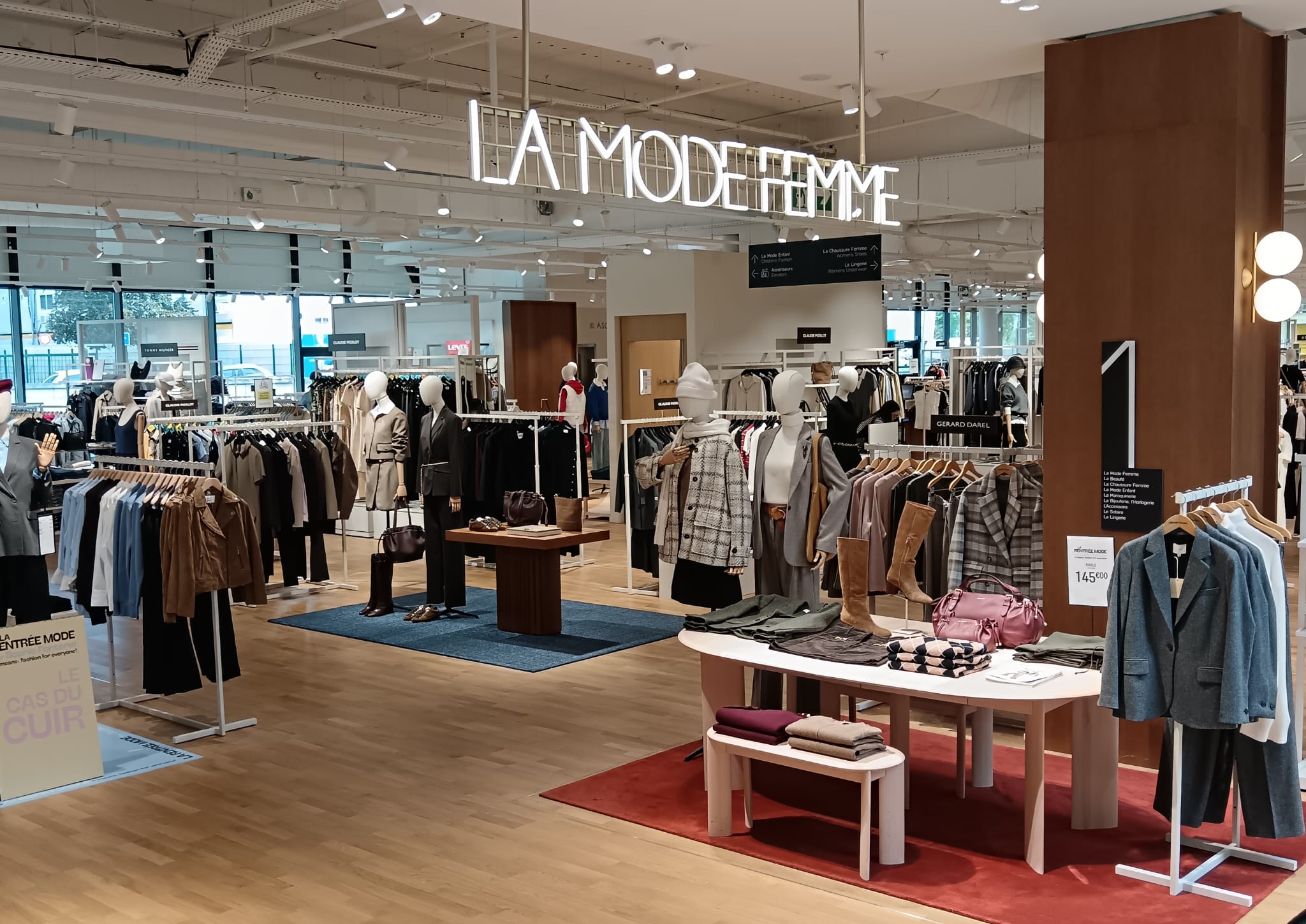 Galeries Lafayette Lyon Bron