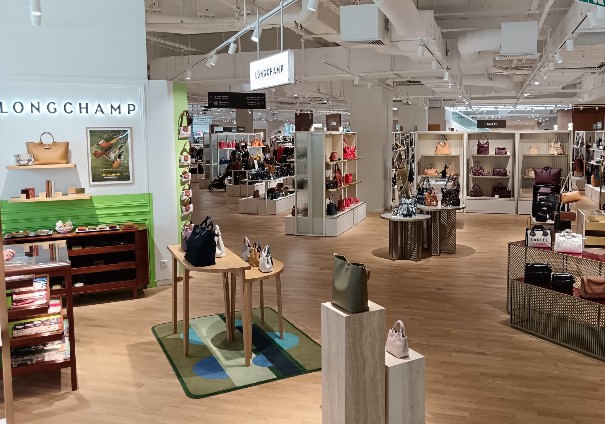 Galeries Lafayette Lyon Bron