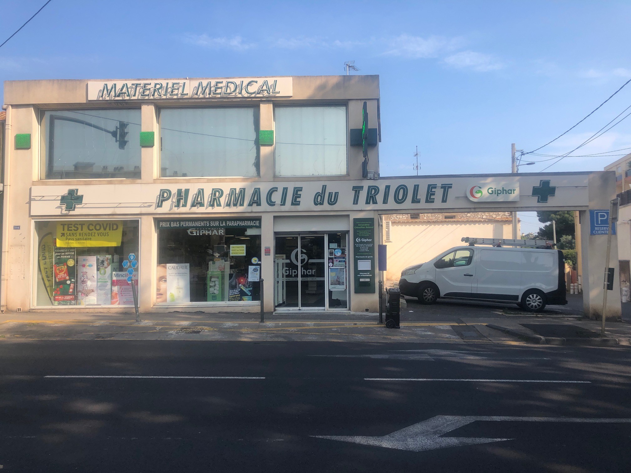 Foto 1 di Pharmacie du Triolet