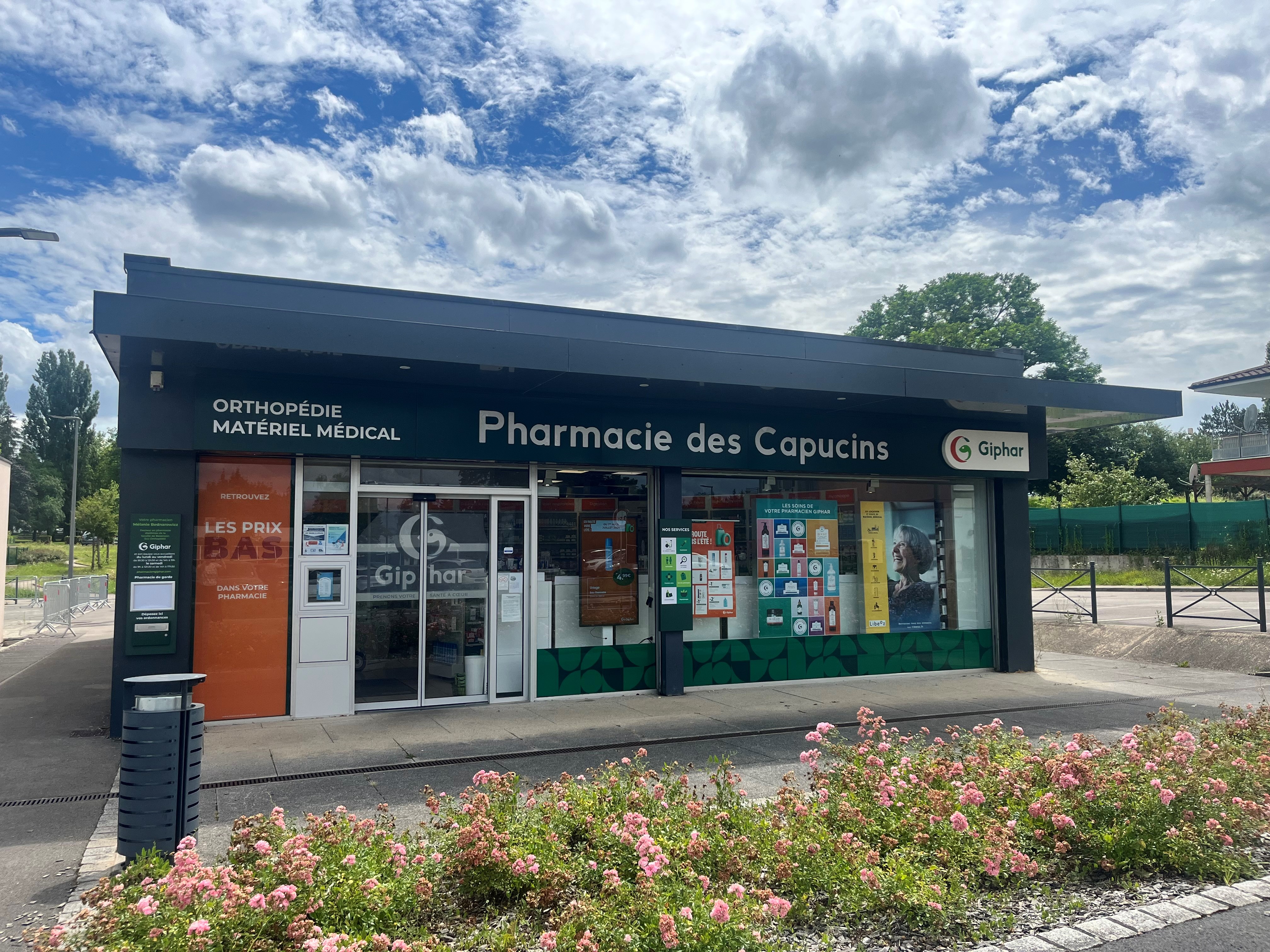 Foto 2 di Pharmacie des Capucins