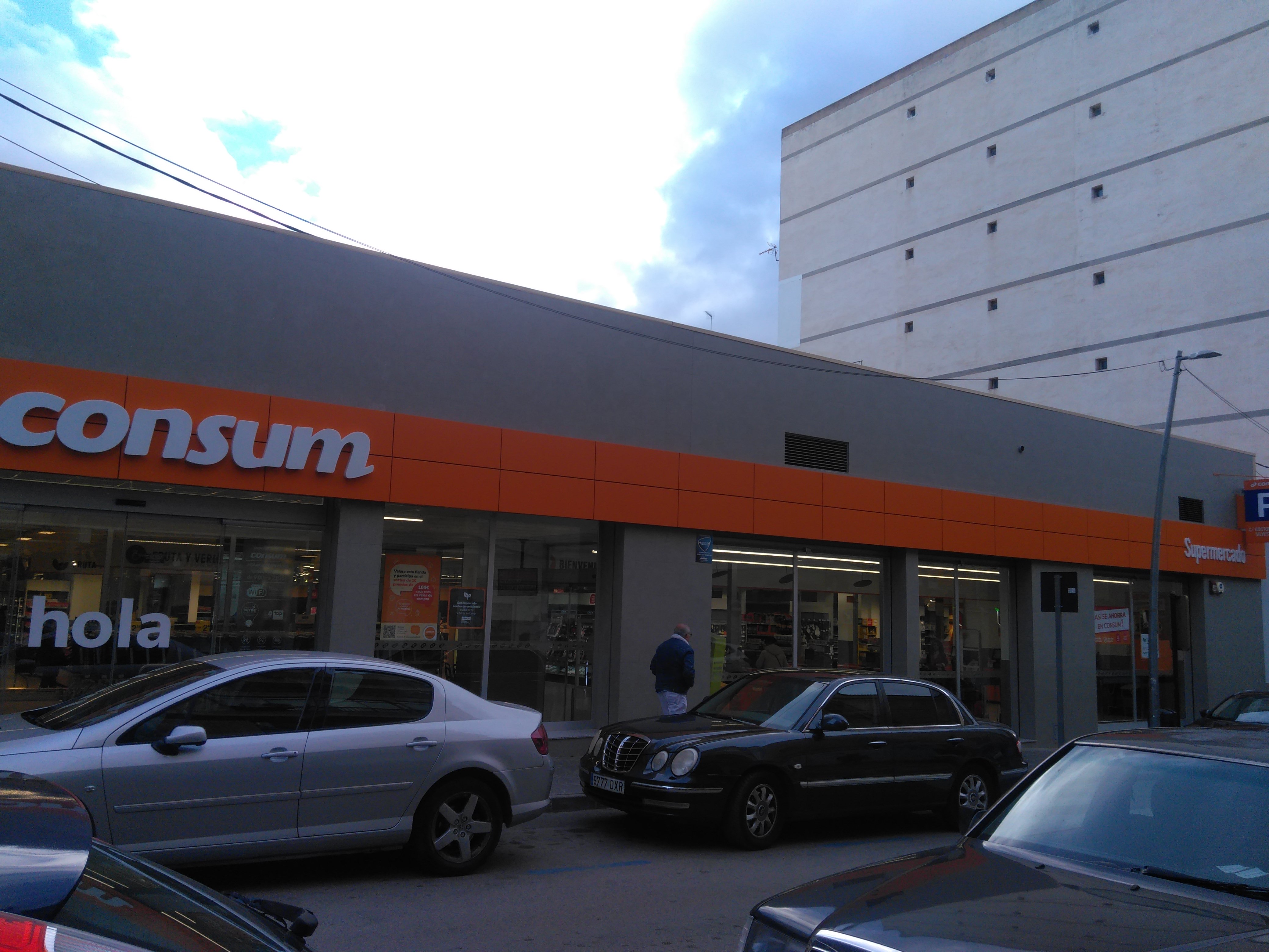 Foto 1 di Supermercados Consum
