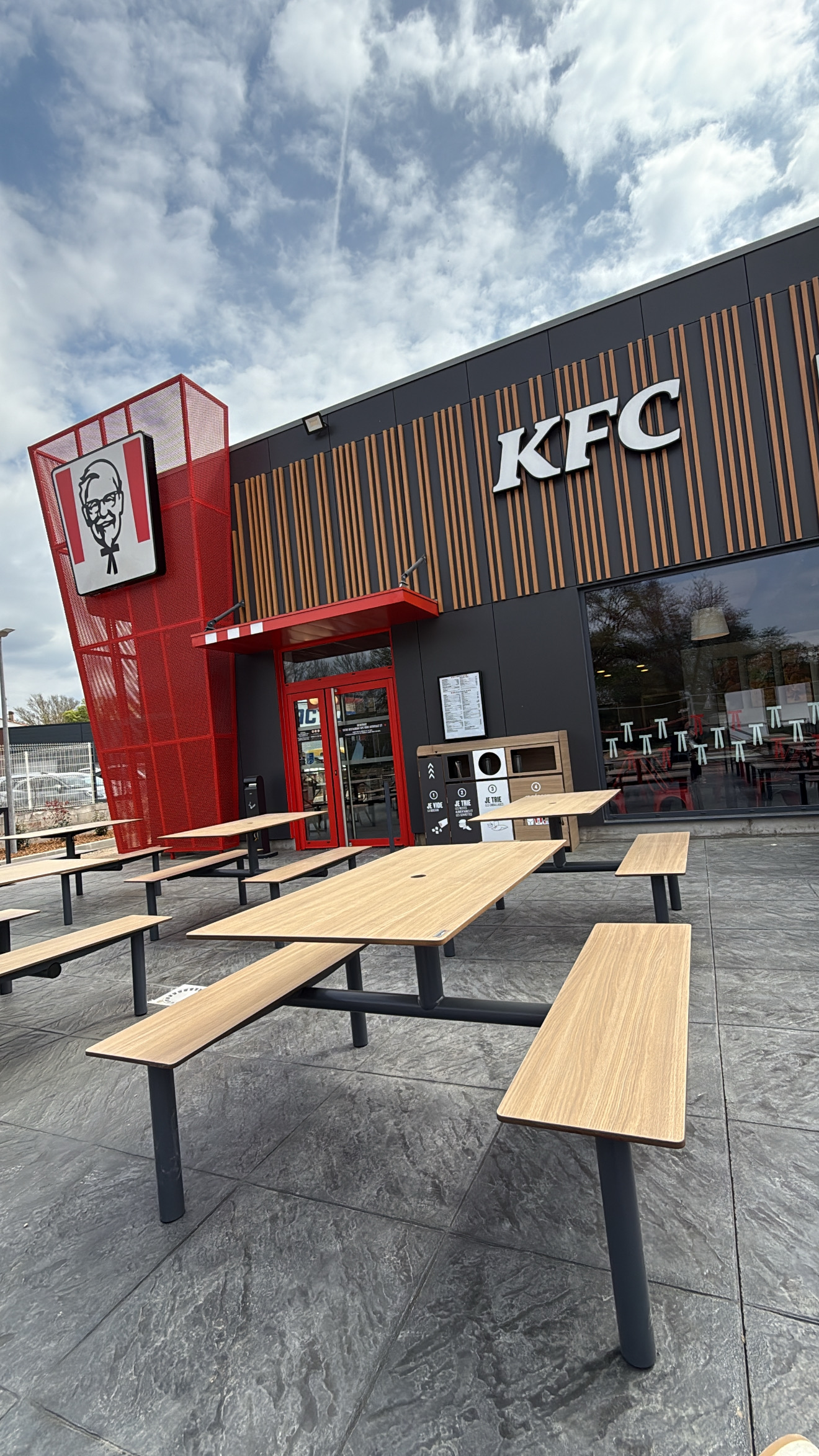 Foto 1 di KFC BRIGNOLES