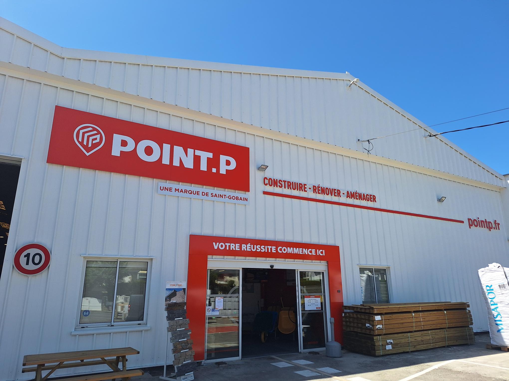 Foto 1 di POINT.P - Dinan