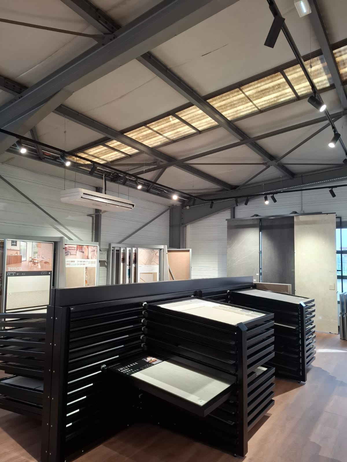 Foto 4 di Showroom POINT.P - Arnas