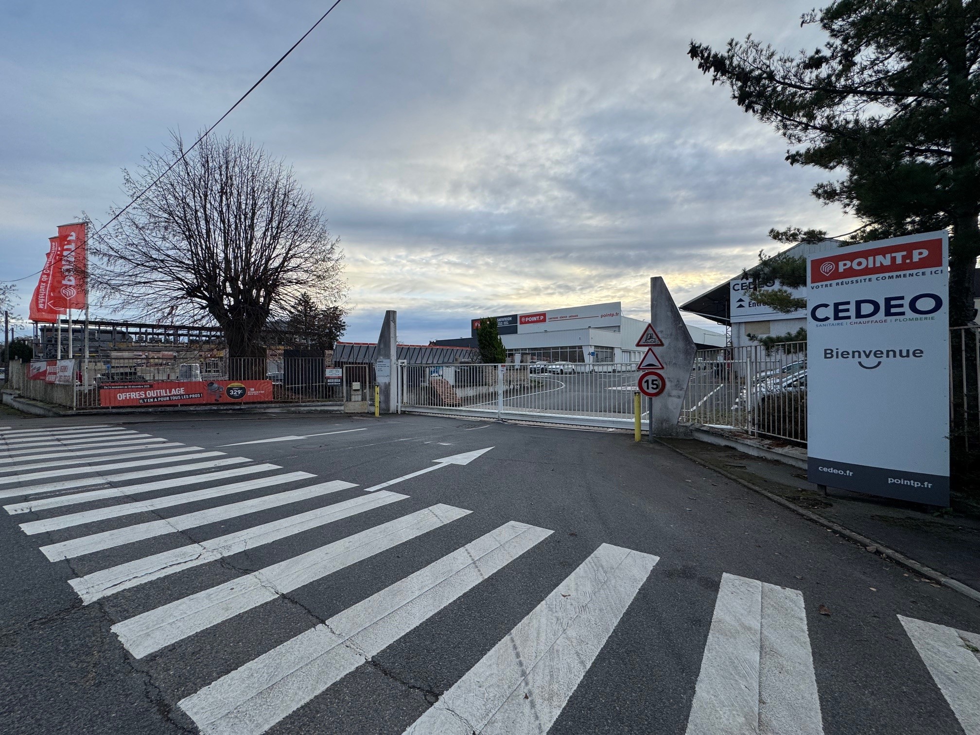 Foto 10 di POINT.P - Melun