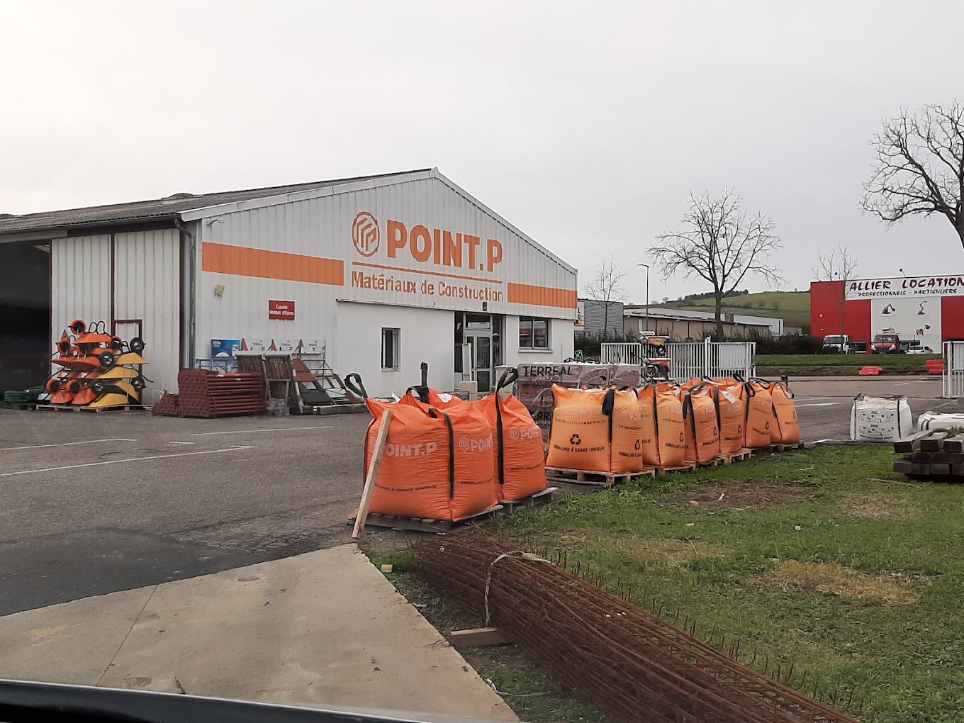Foto 1 di Point.P - Gannat