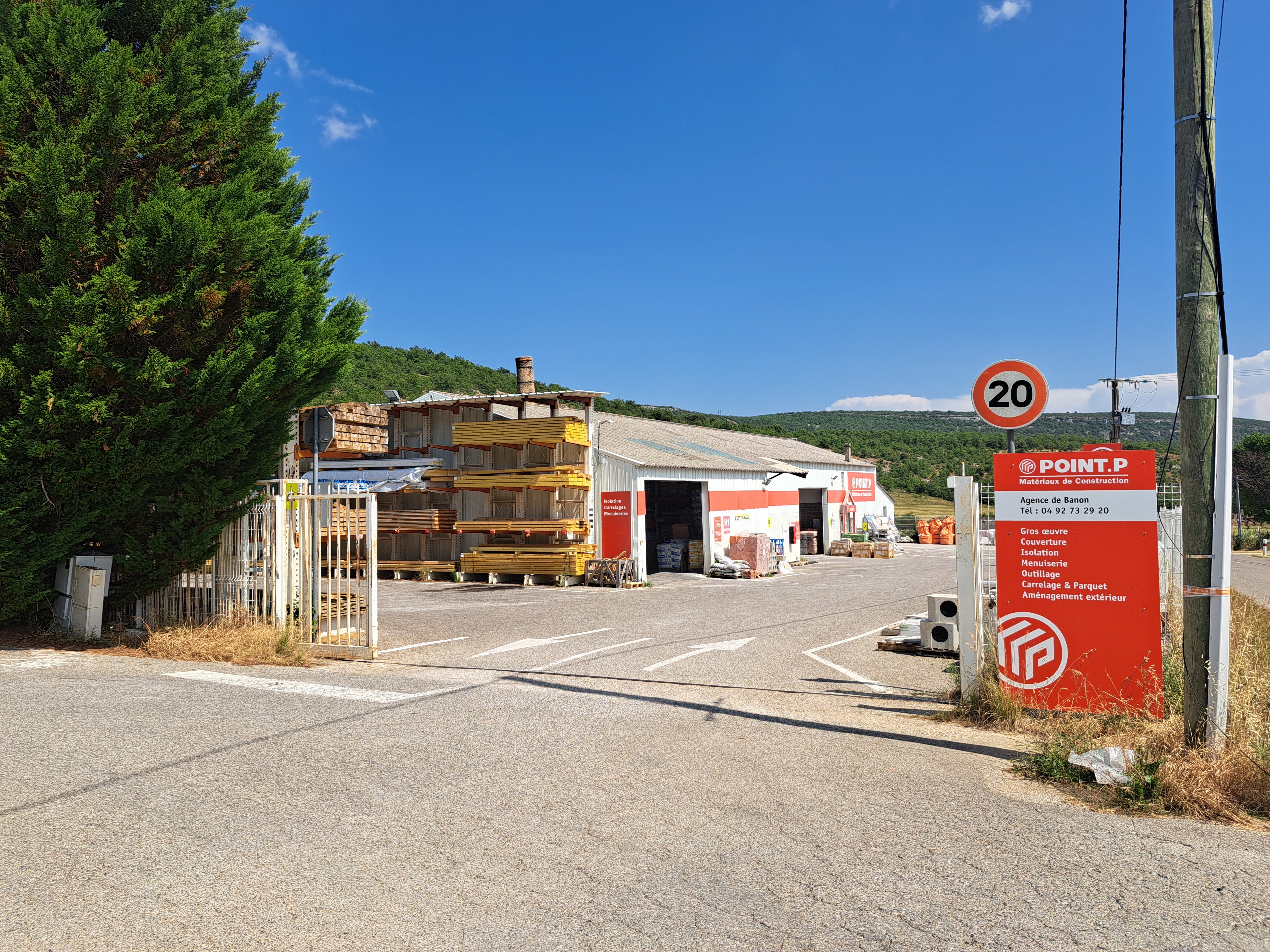 Foto 6 di Point.P - Banon