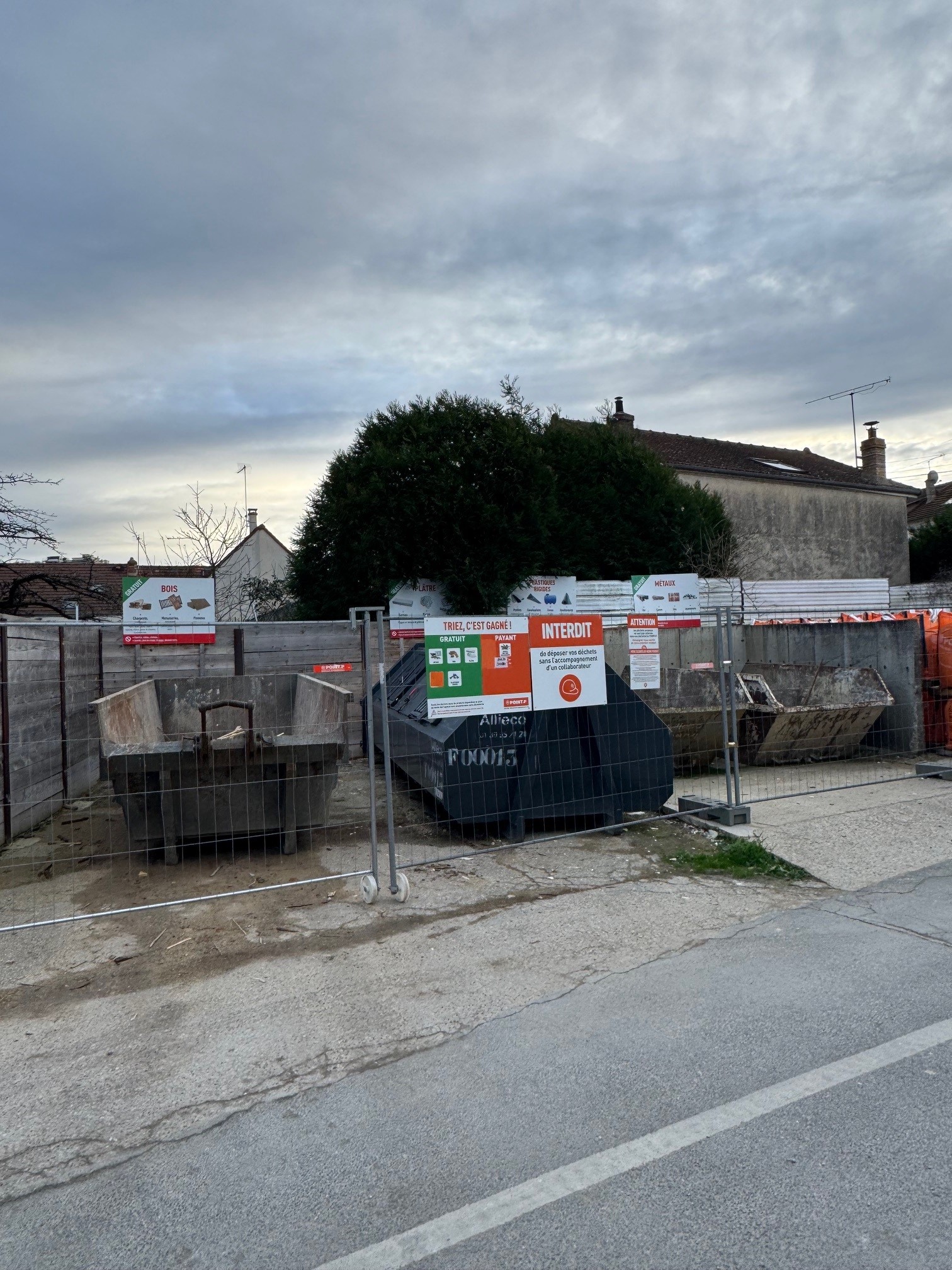 Foto 12 di POINT.P - Melun