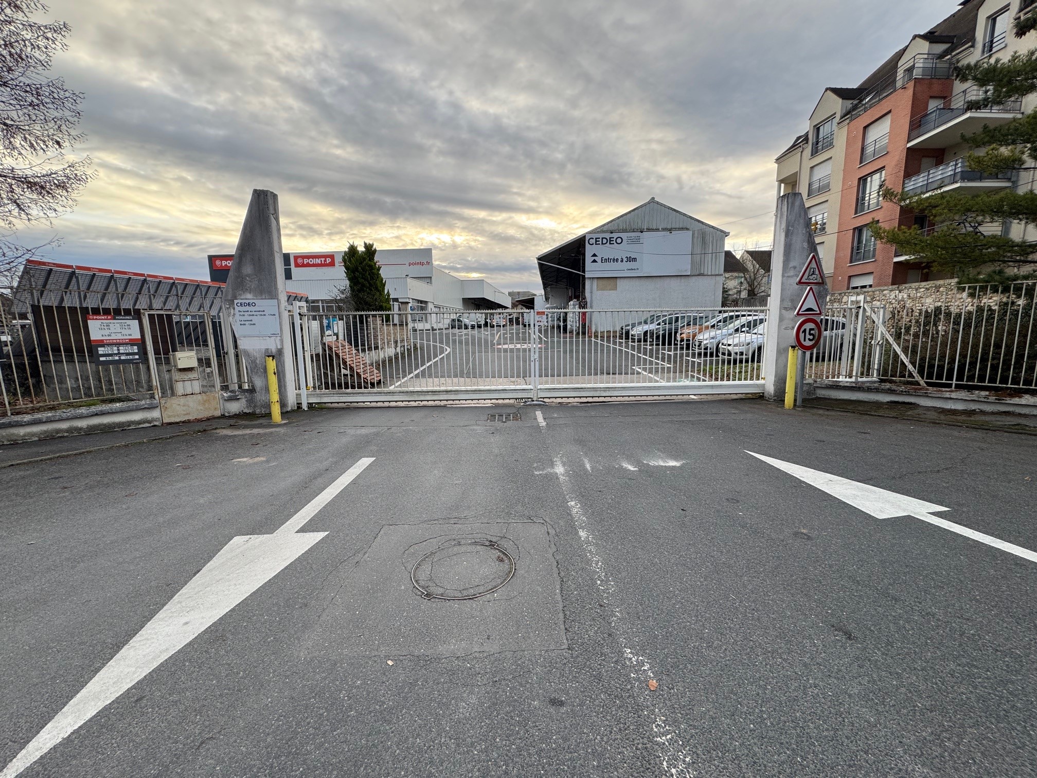 Foto 11 di POINT.P - Melun