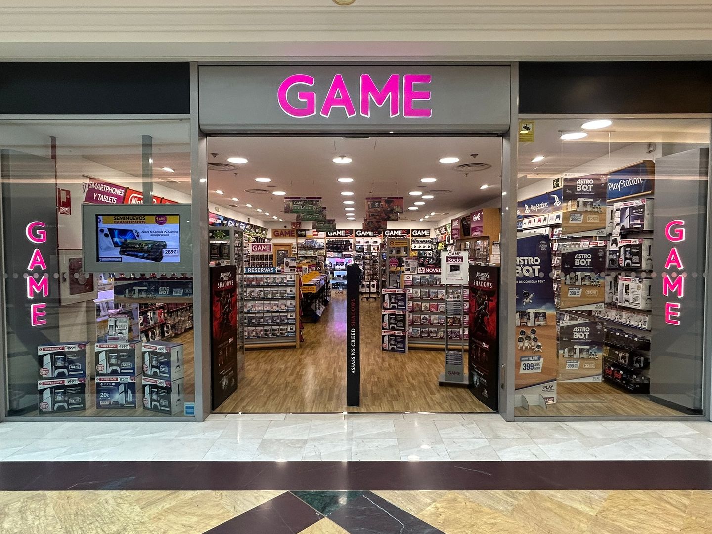 Foto 2 di GAME