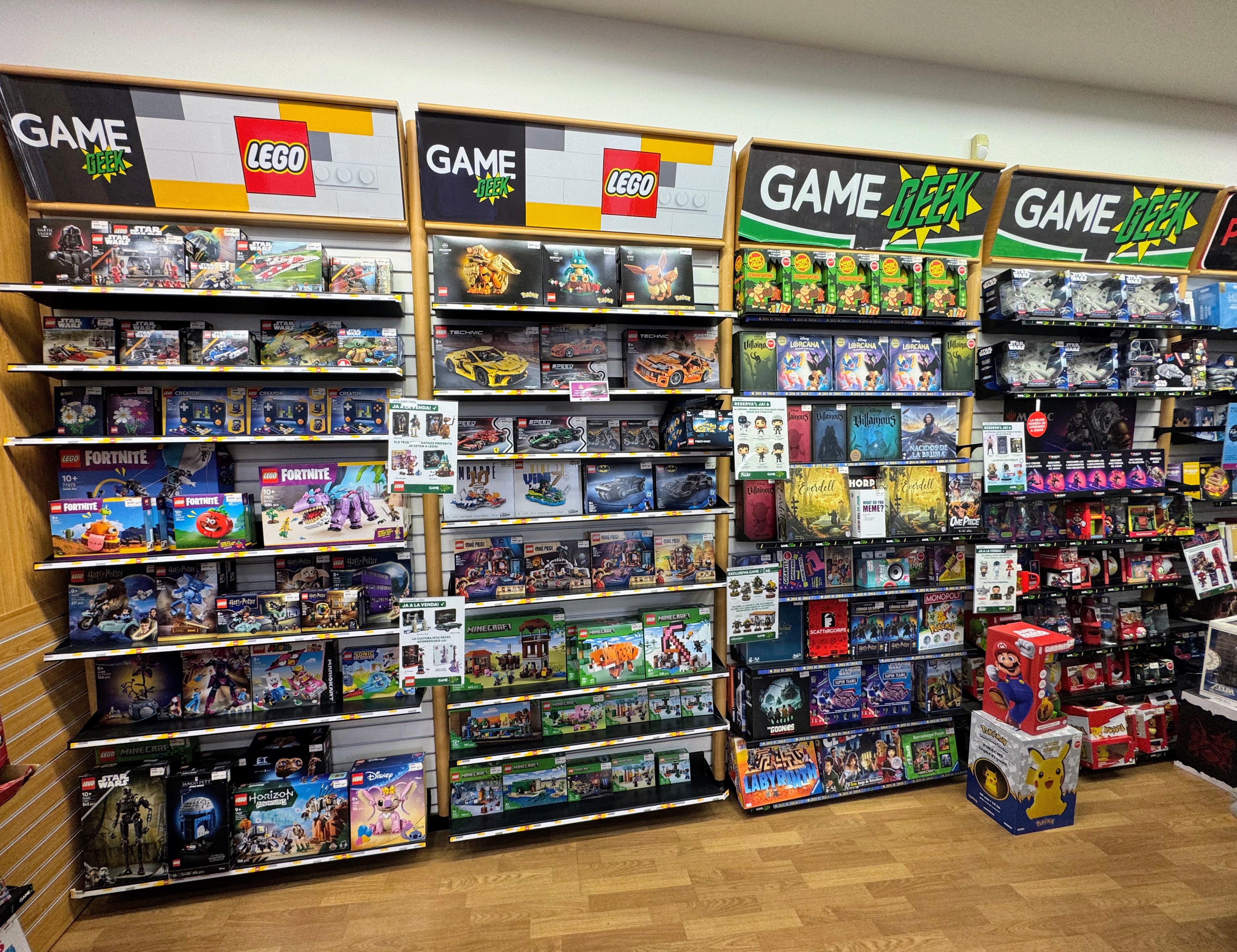 Photo 3 of GAME