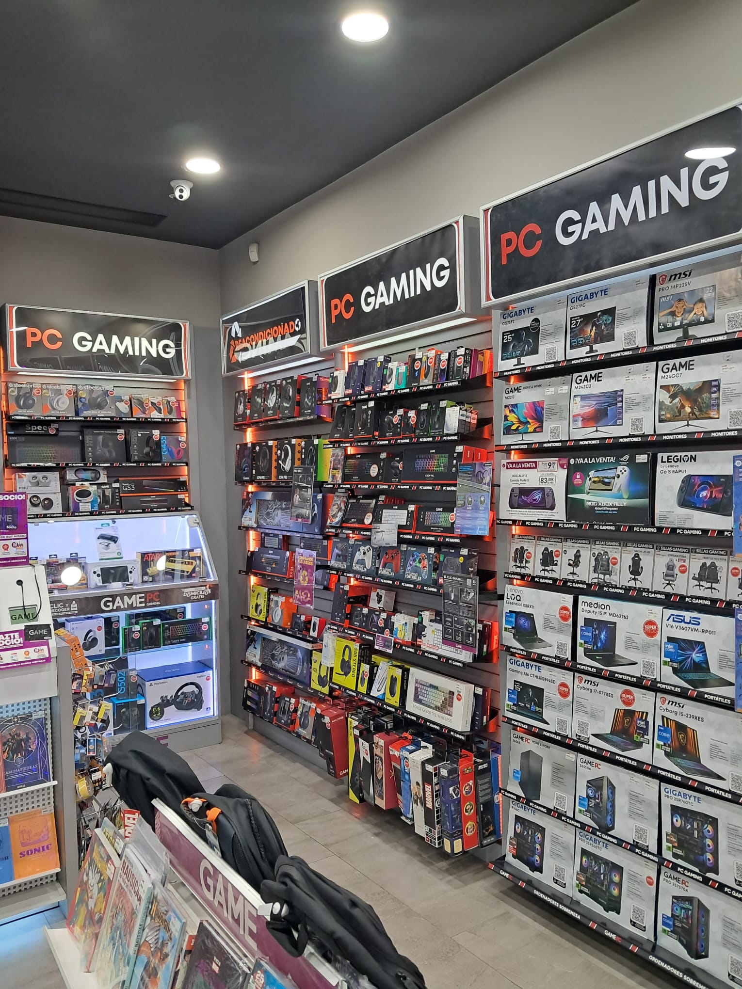 Foto 4 di GAME