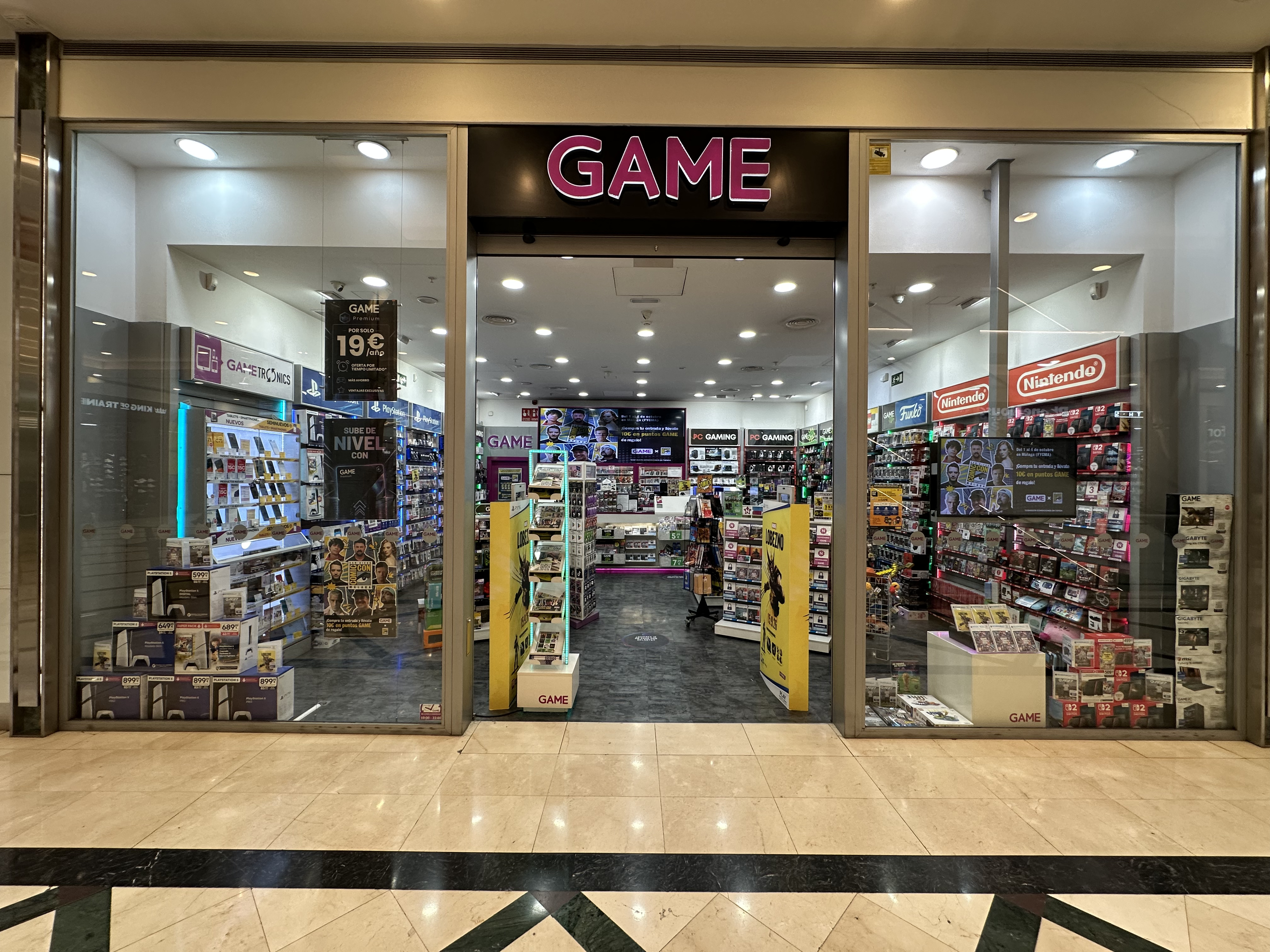 Foto 2 di GAME
