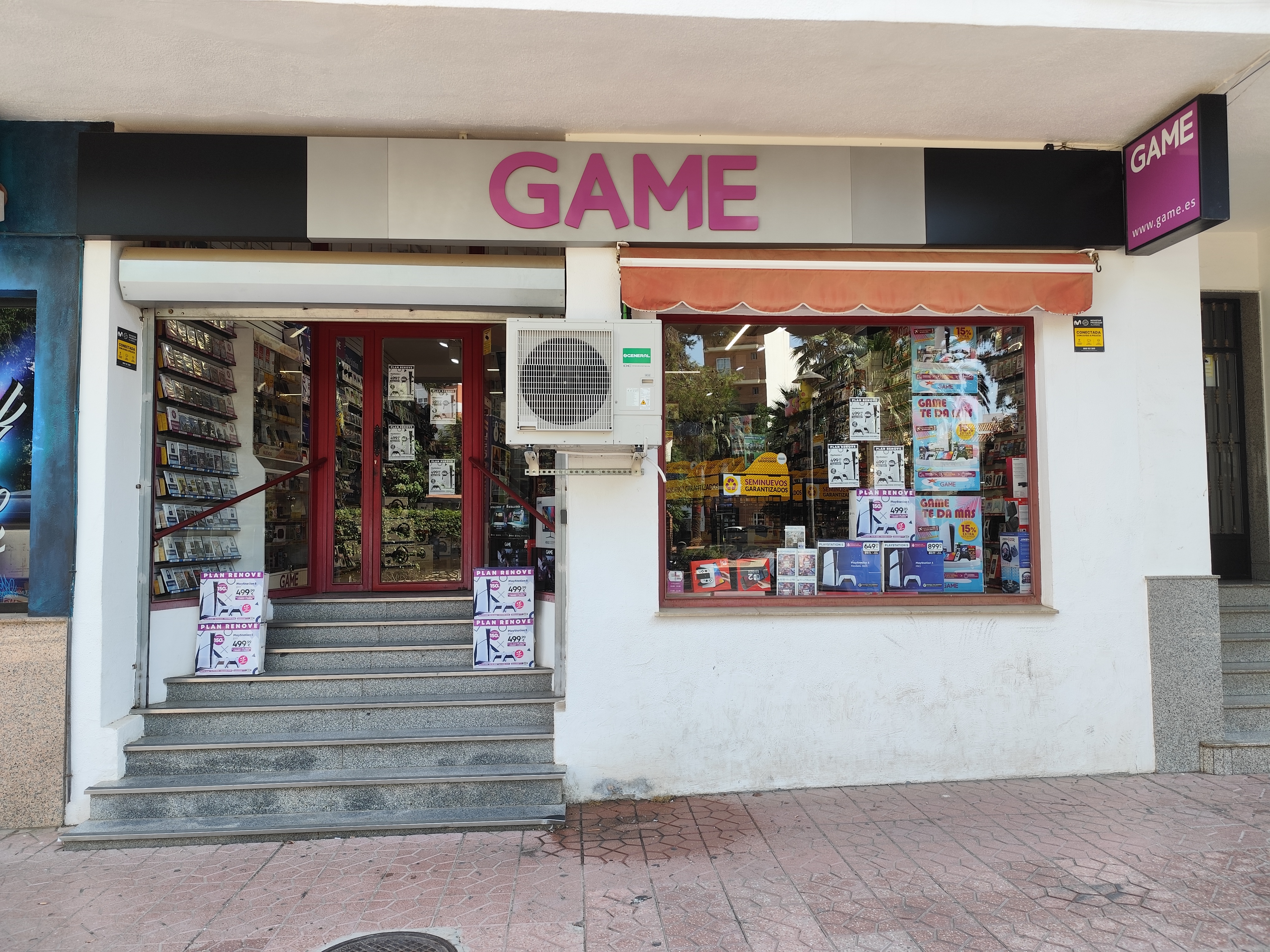 Foto 2 di GAME