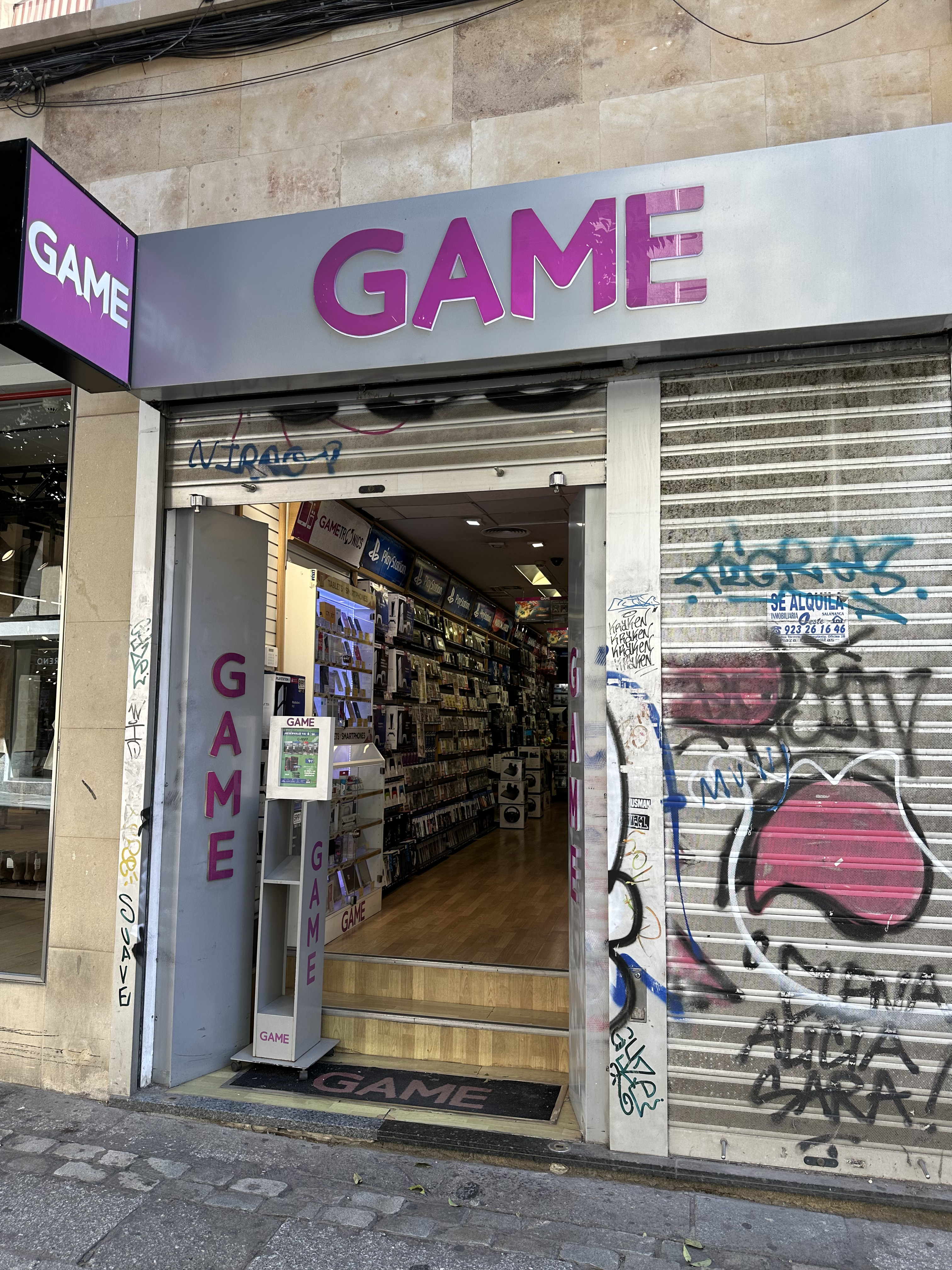 Foto 2 di GAME