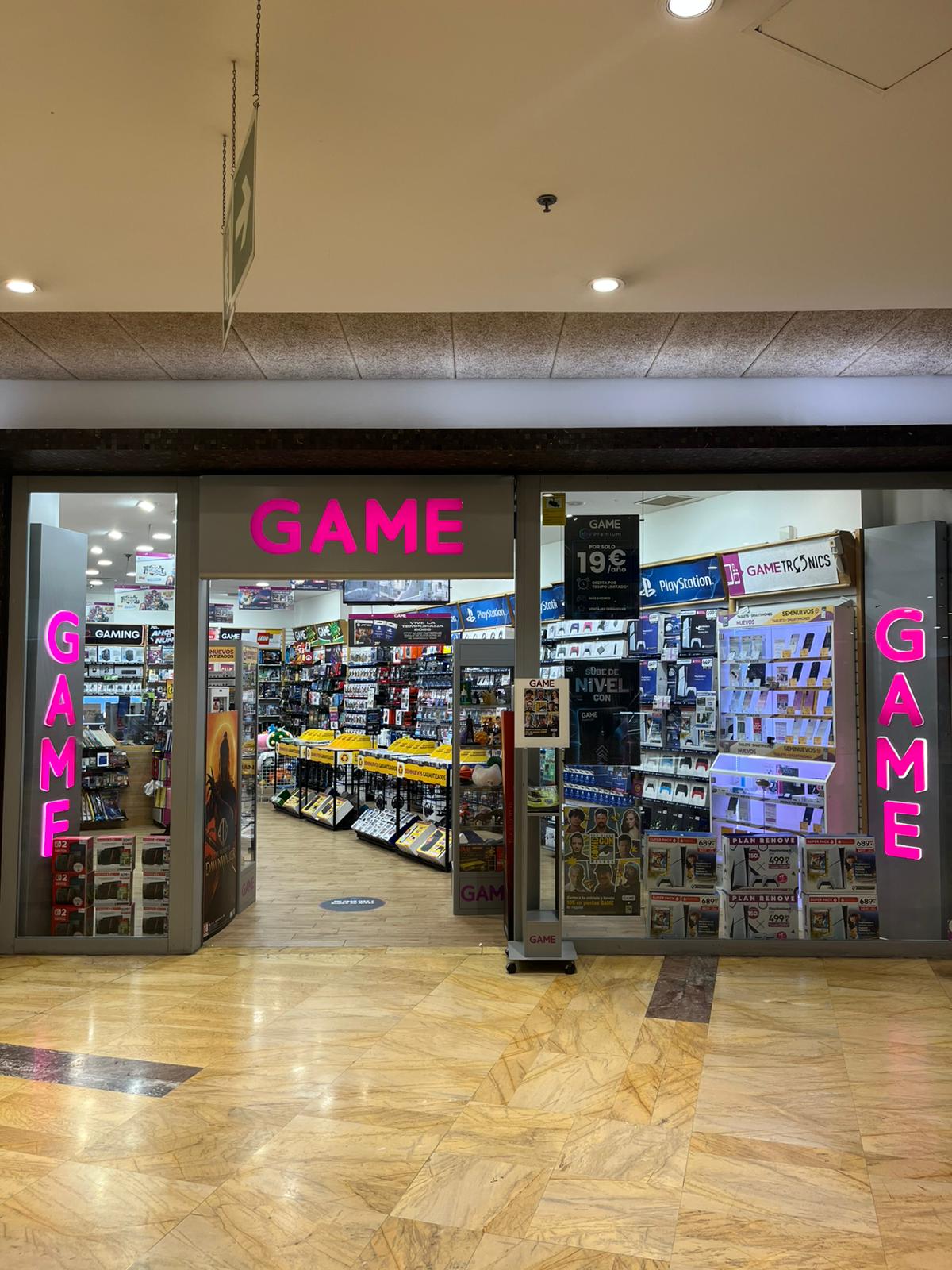 Foto 2 di GAME