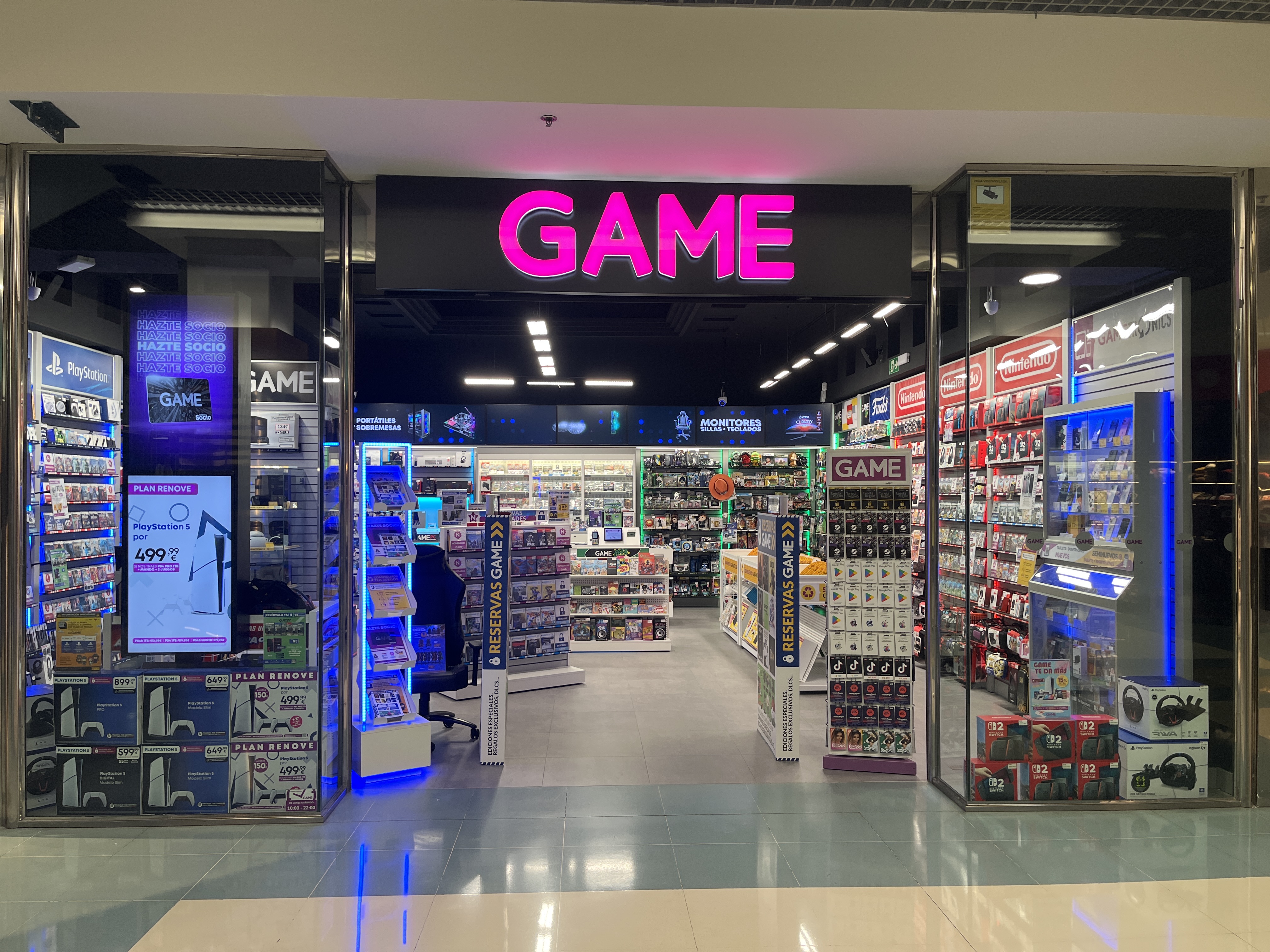Foto 1 di GAME