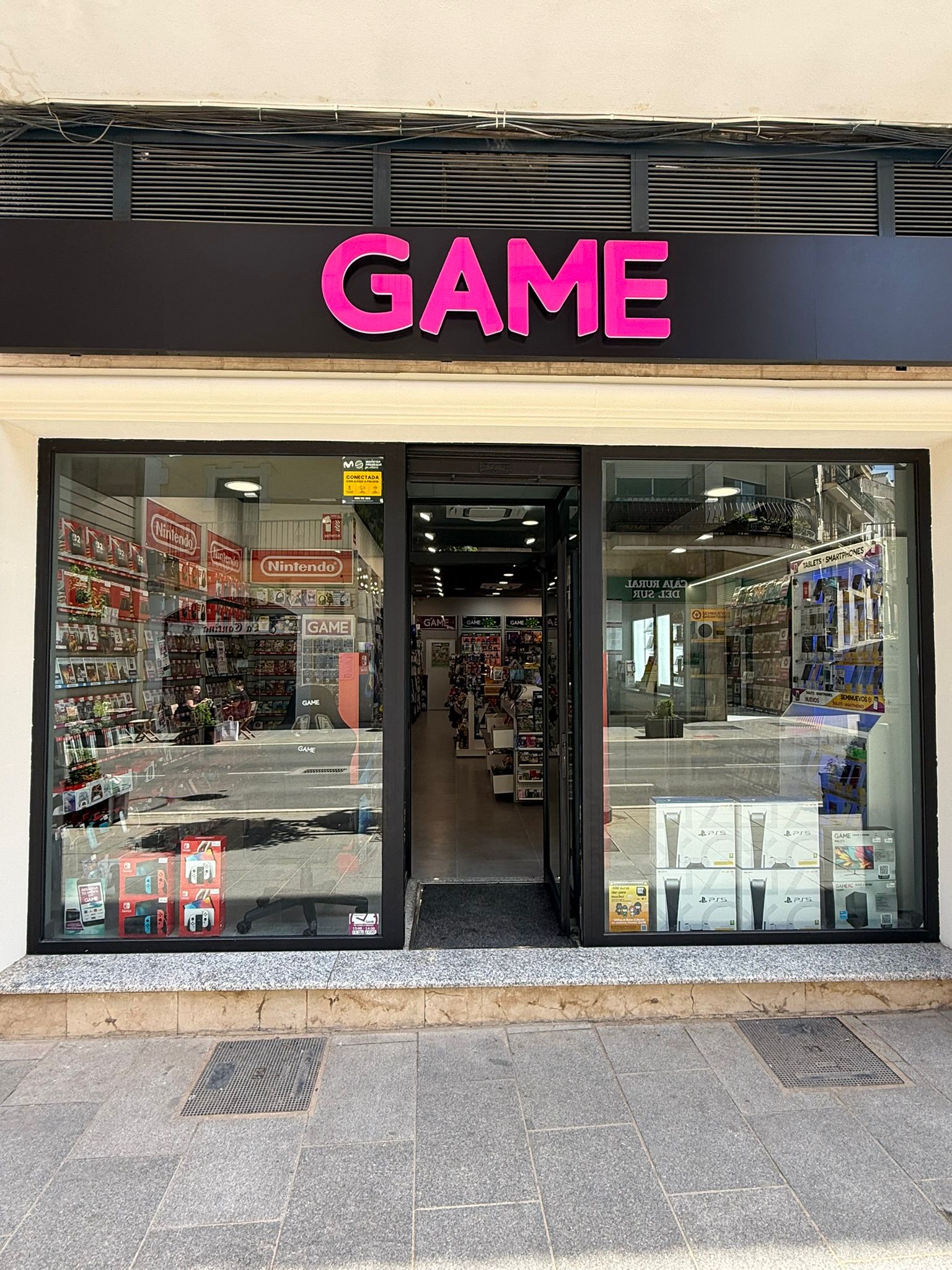 Foto 1 di GAME