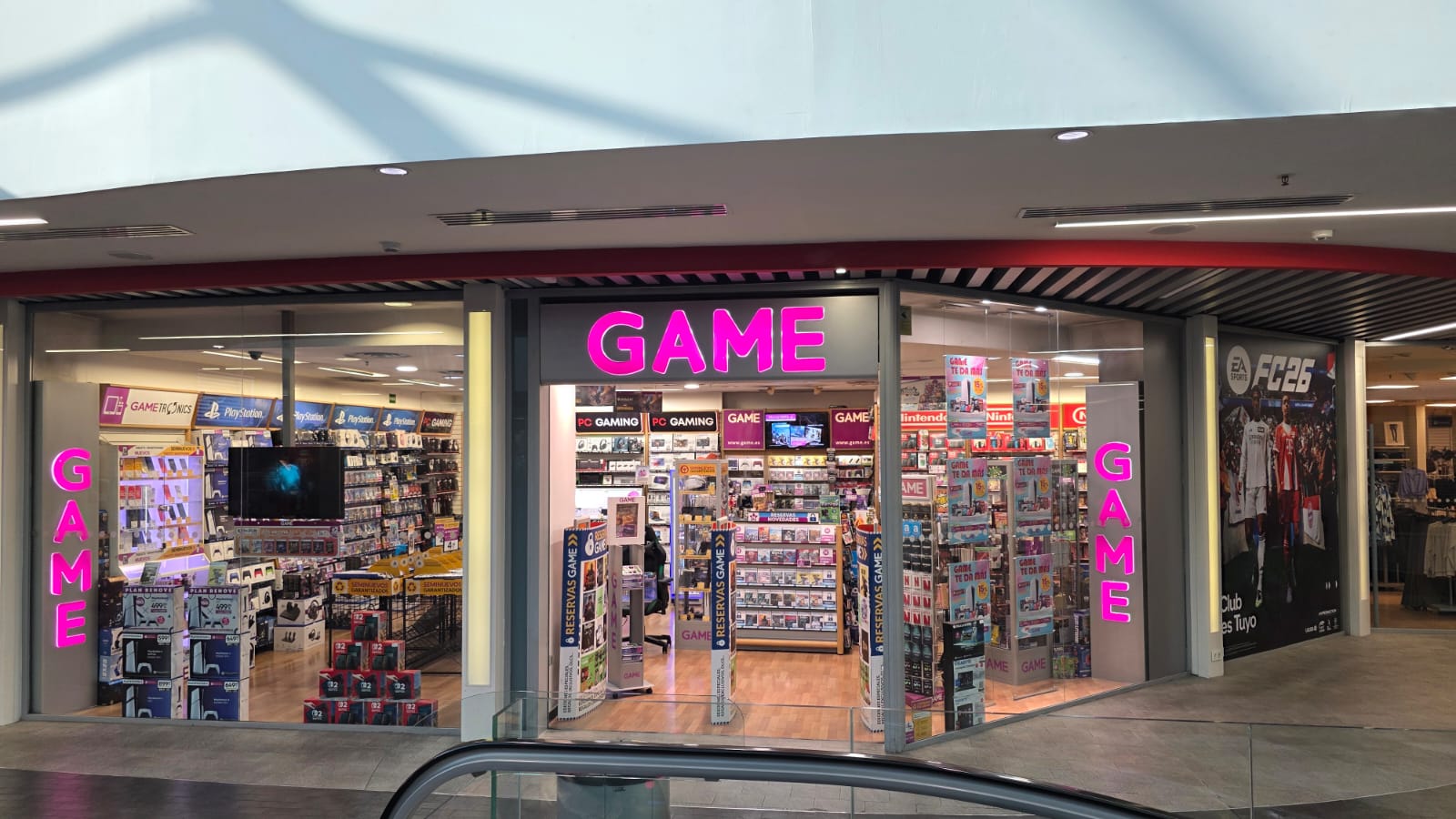 Foto 2 di GAME