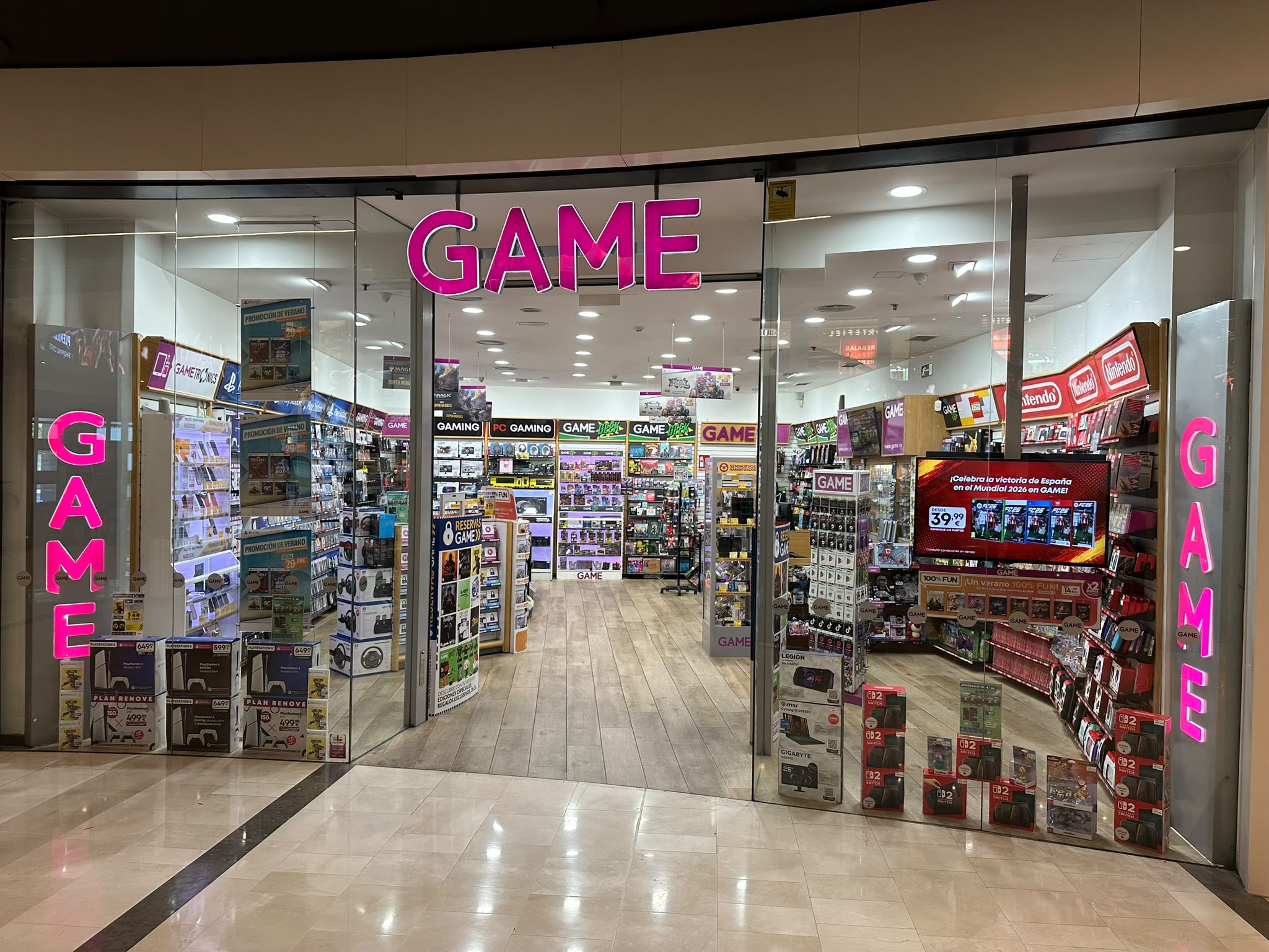 Foto 2 di GAME