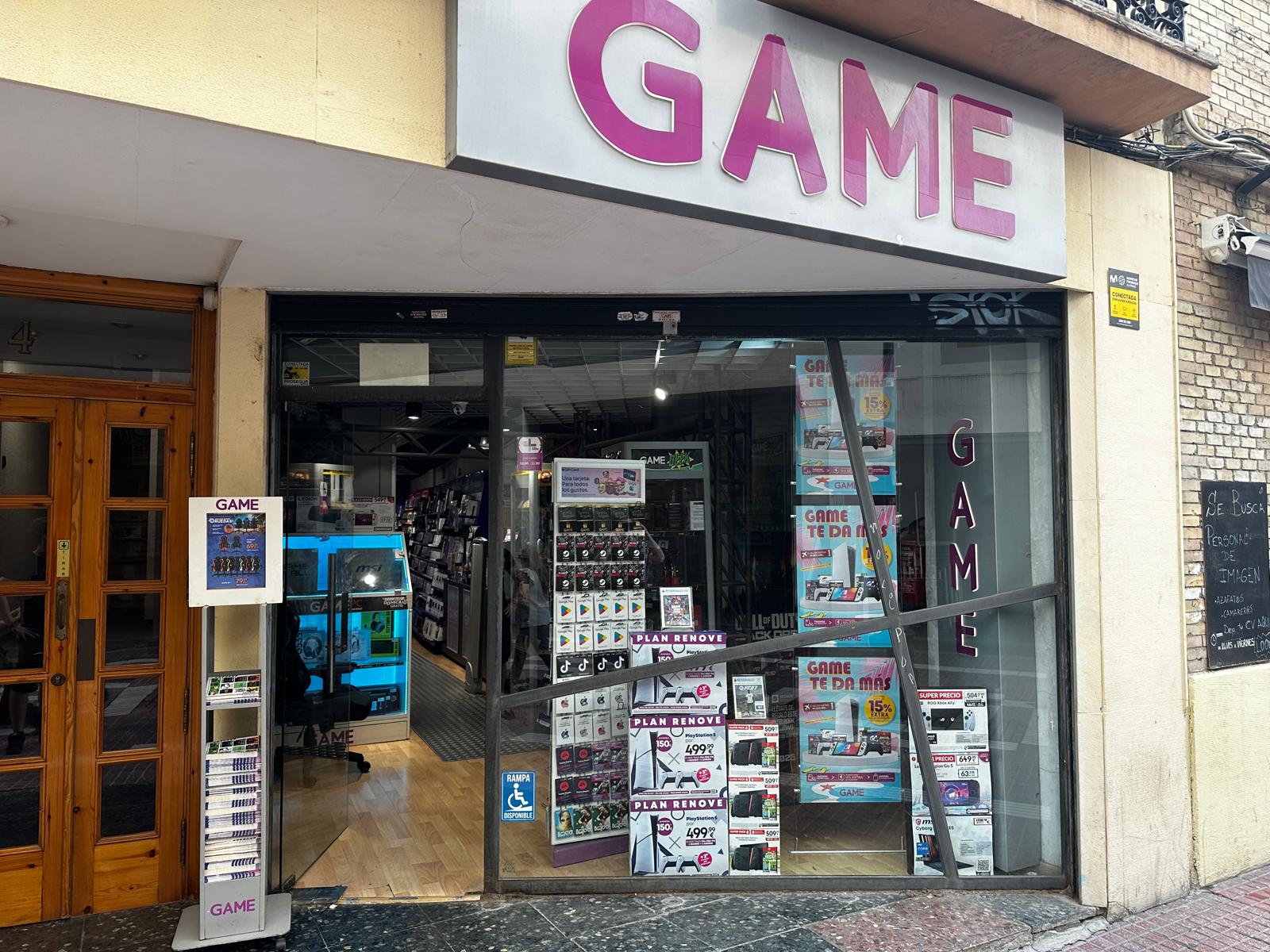 Foto 2 di GAME