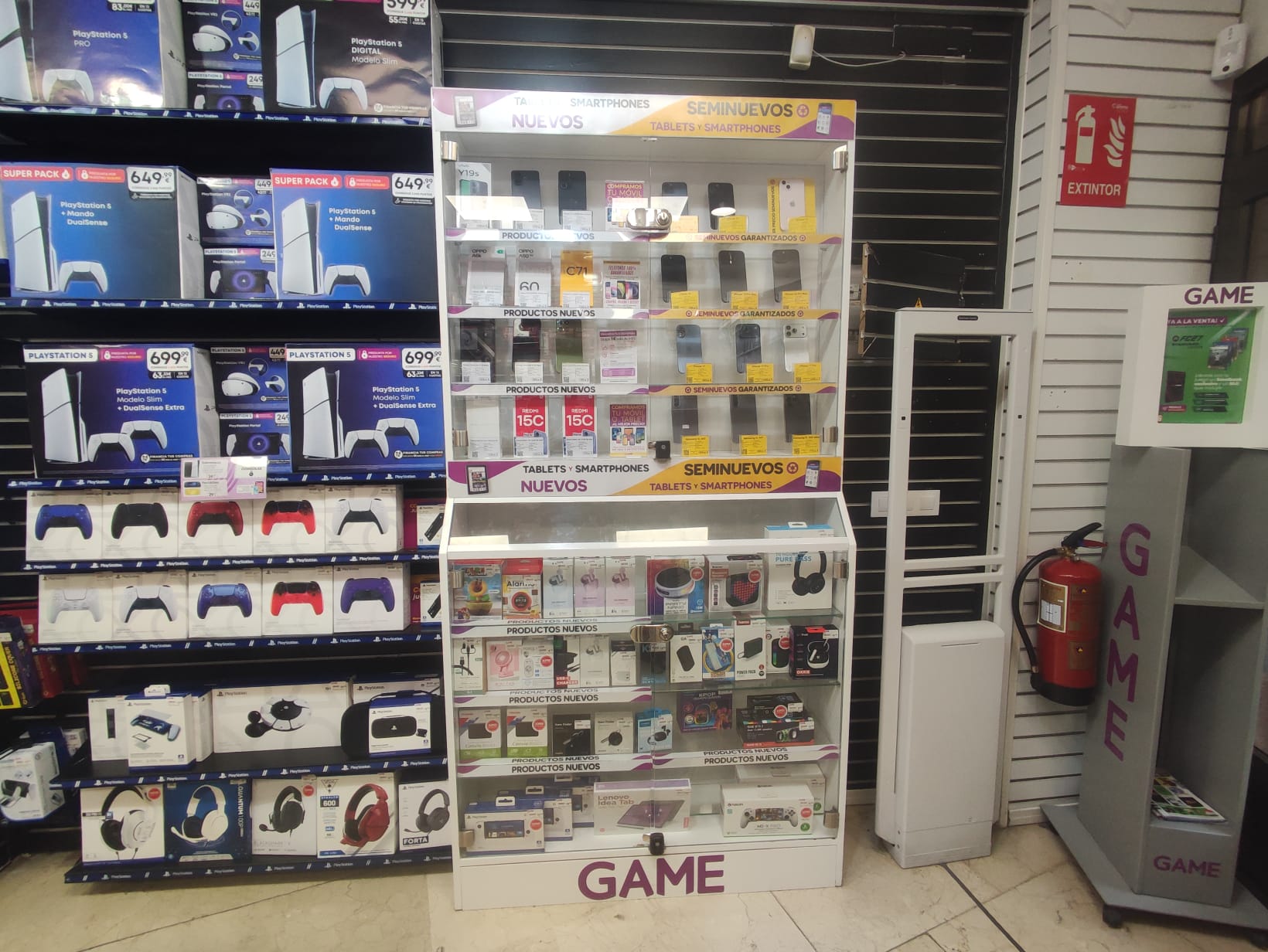 Foto 9 di GAME
