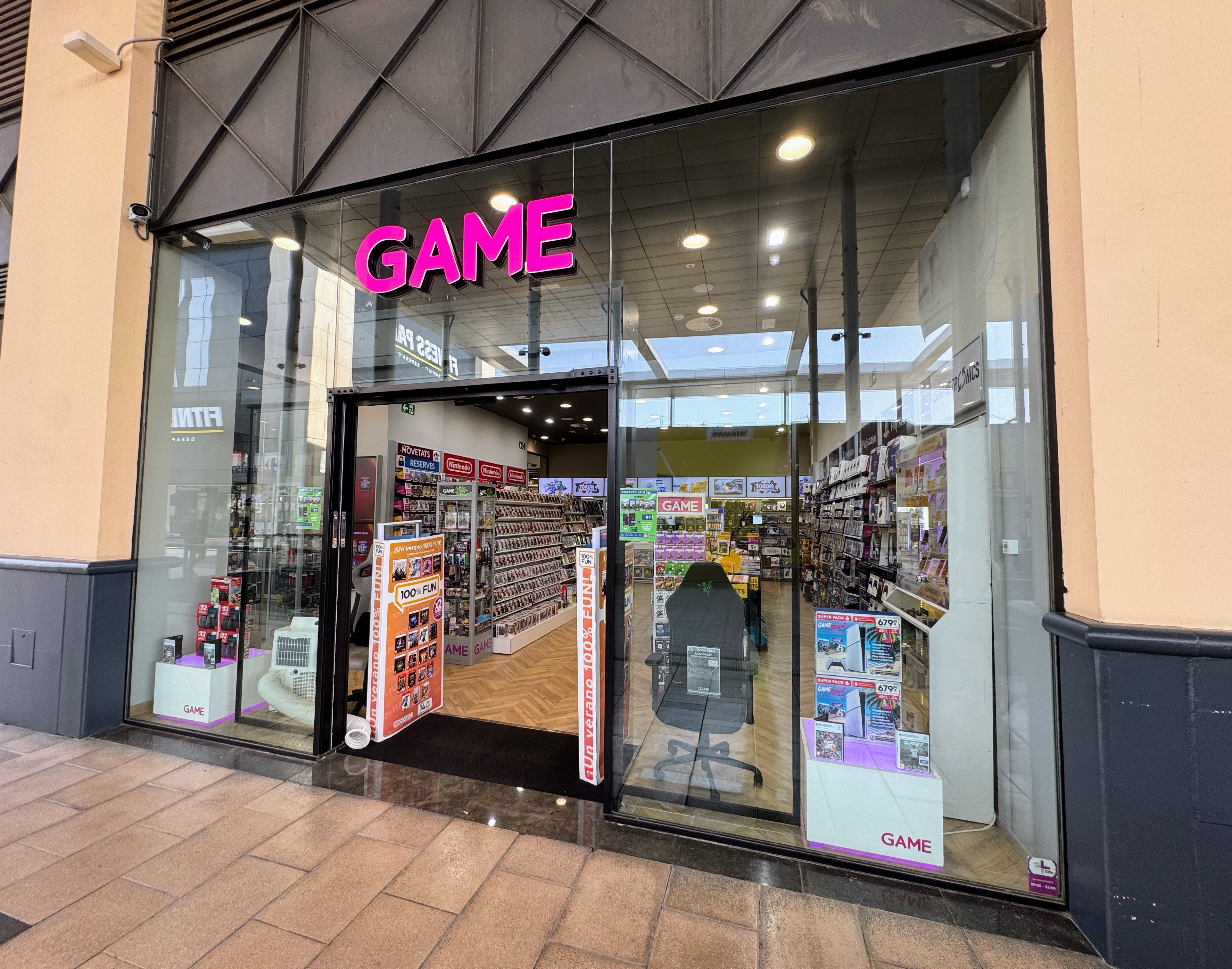 Foto 2 di GAME