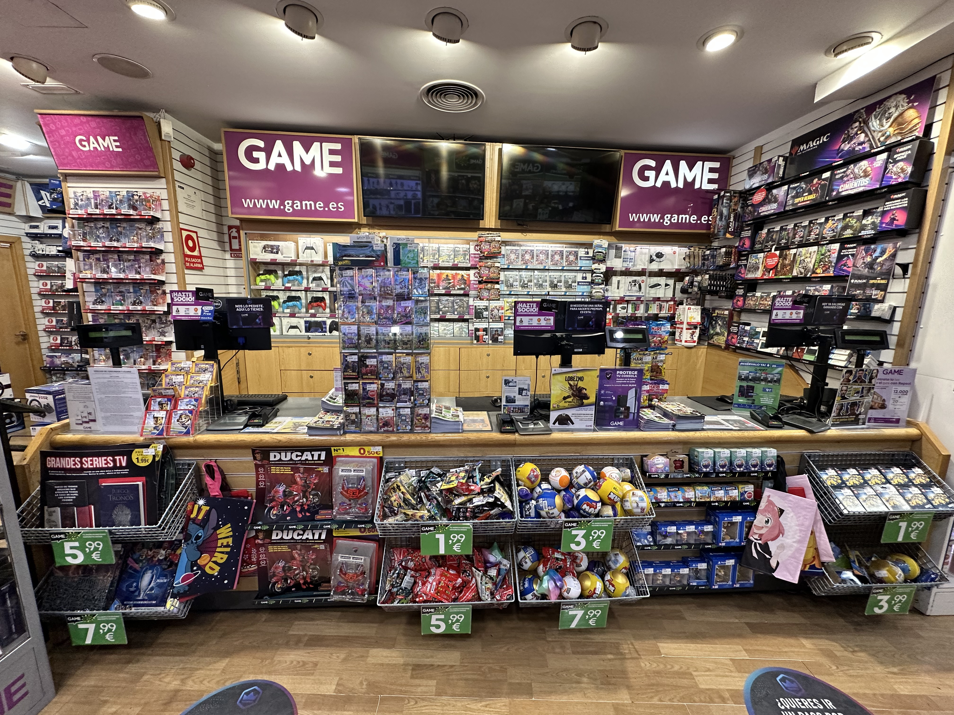 Photo 18 of GAME