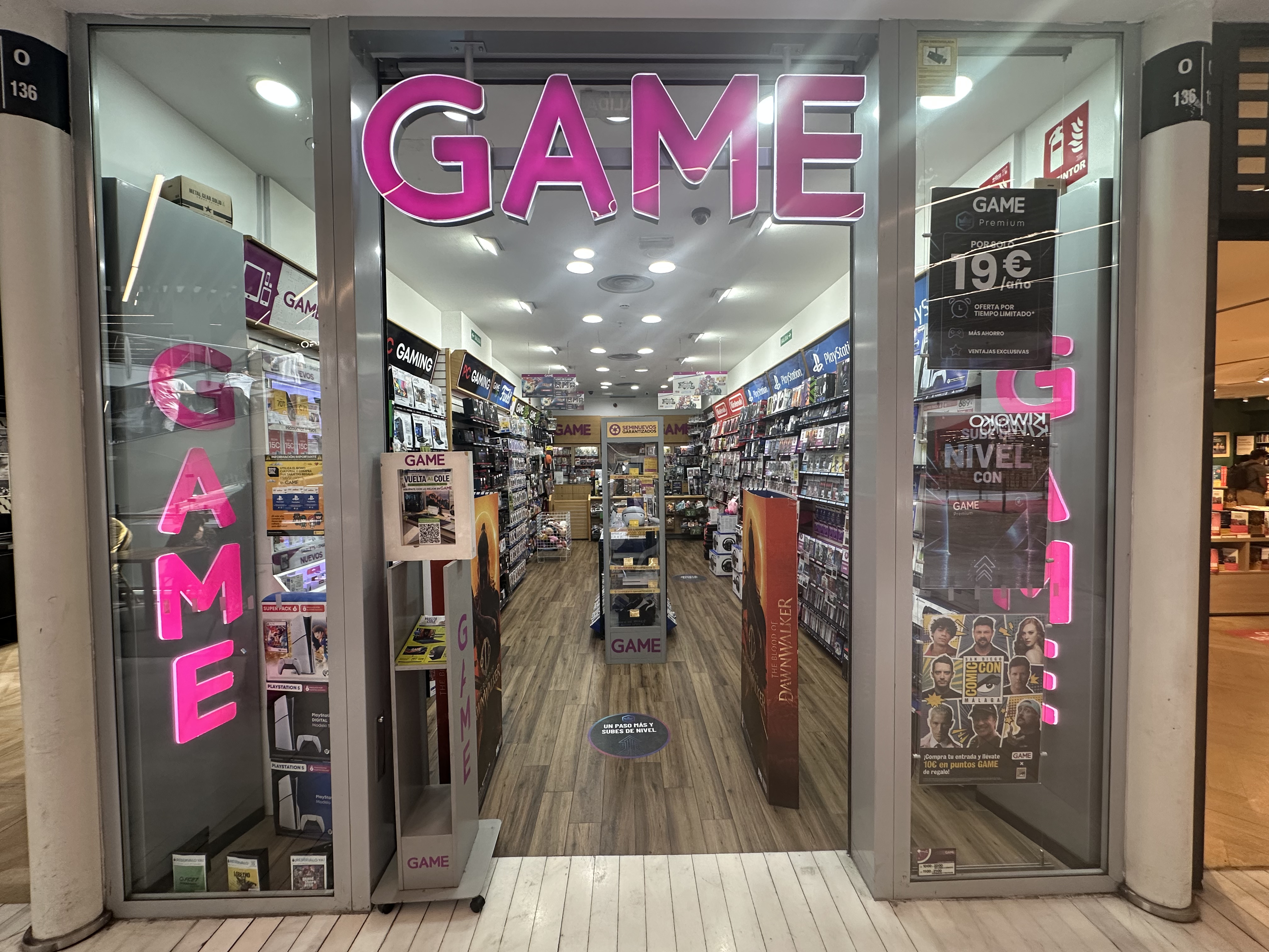 Photo 2 of GAME