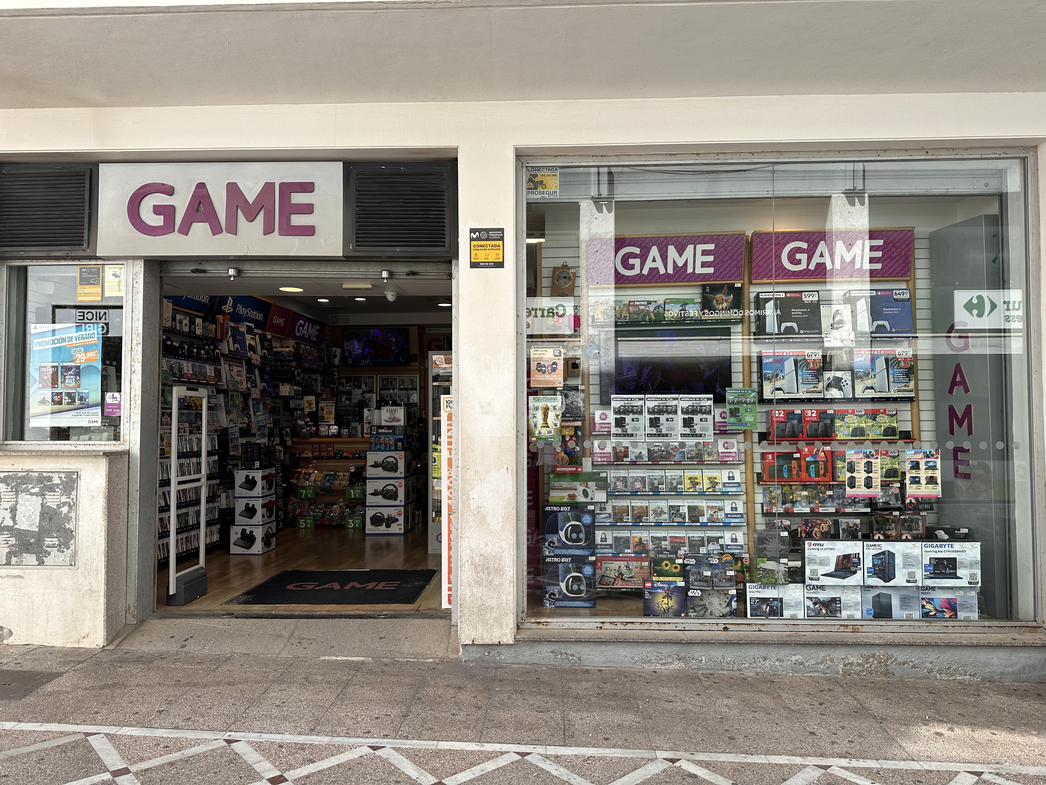 Foto 2 di GAME