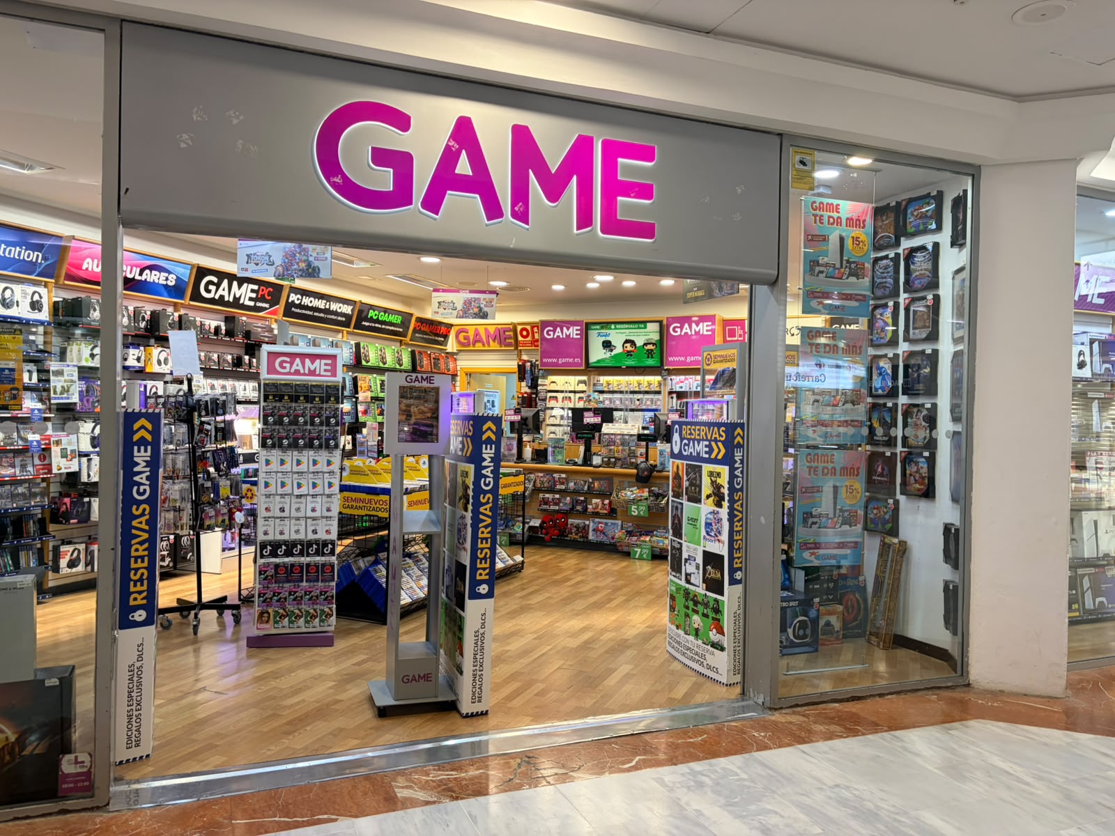 Foto 2 di GAME