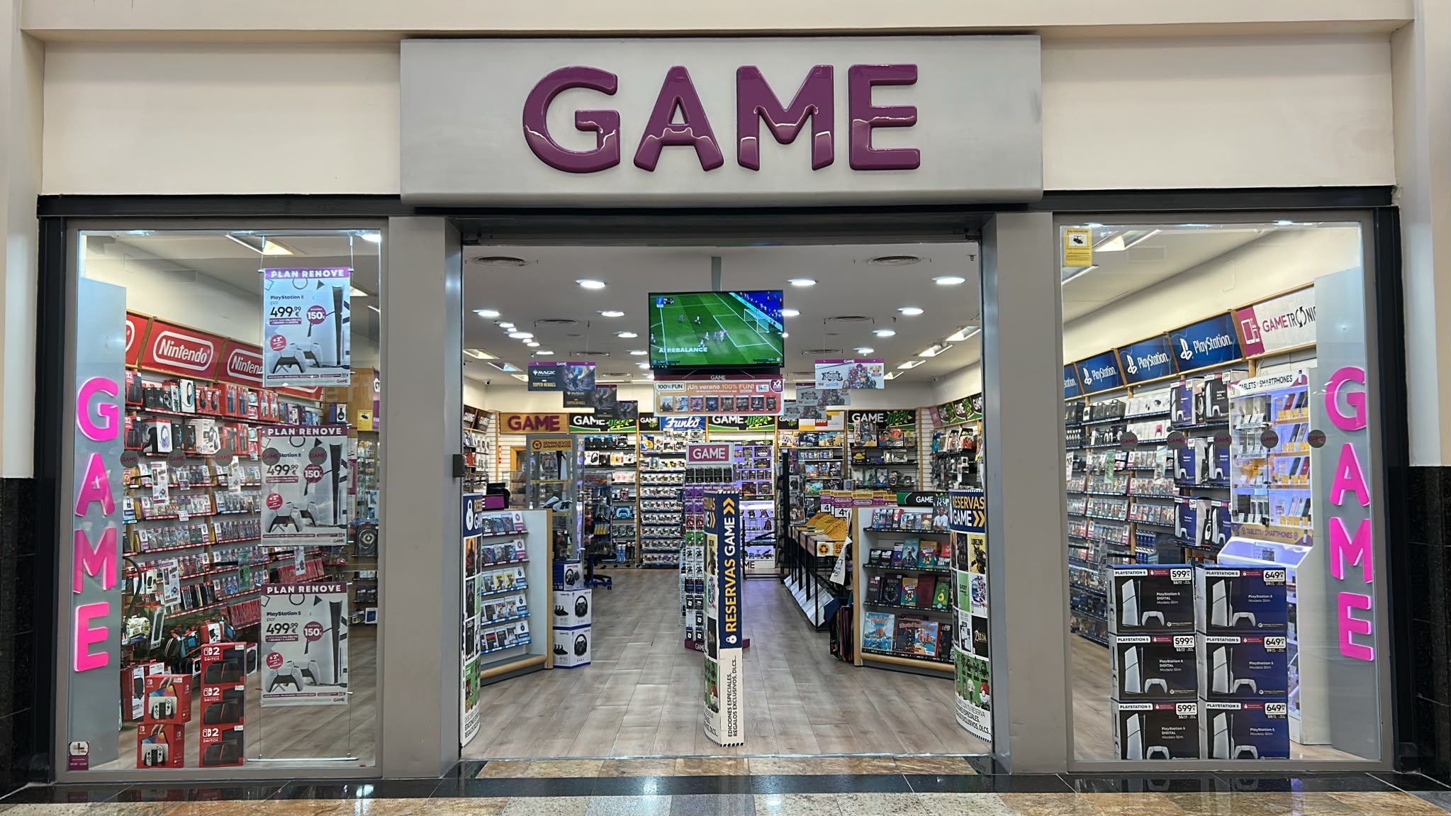 Foto 2 di GAME