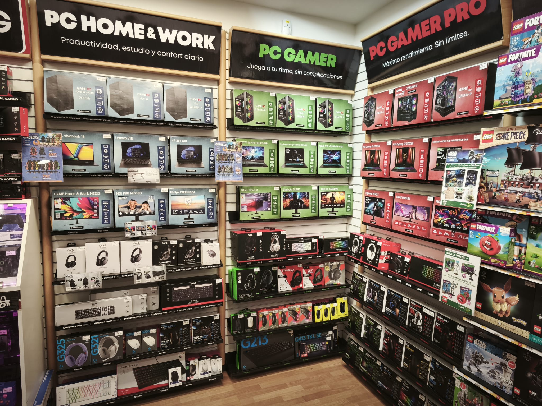 Foto 14 di GAME
