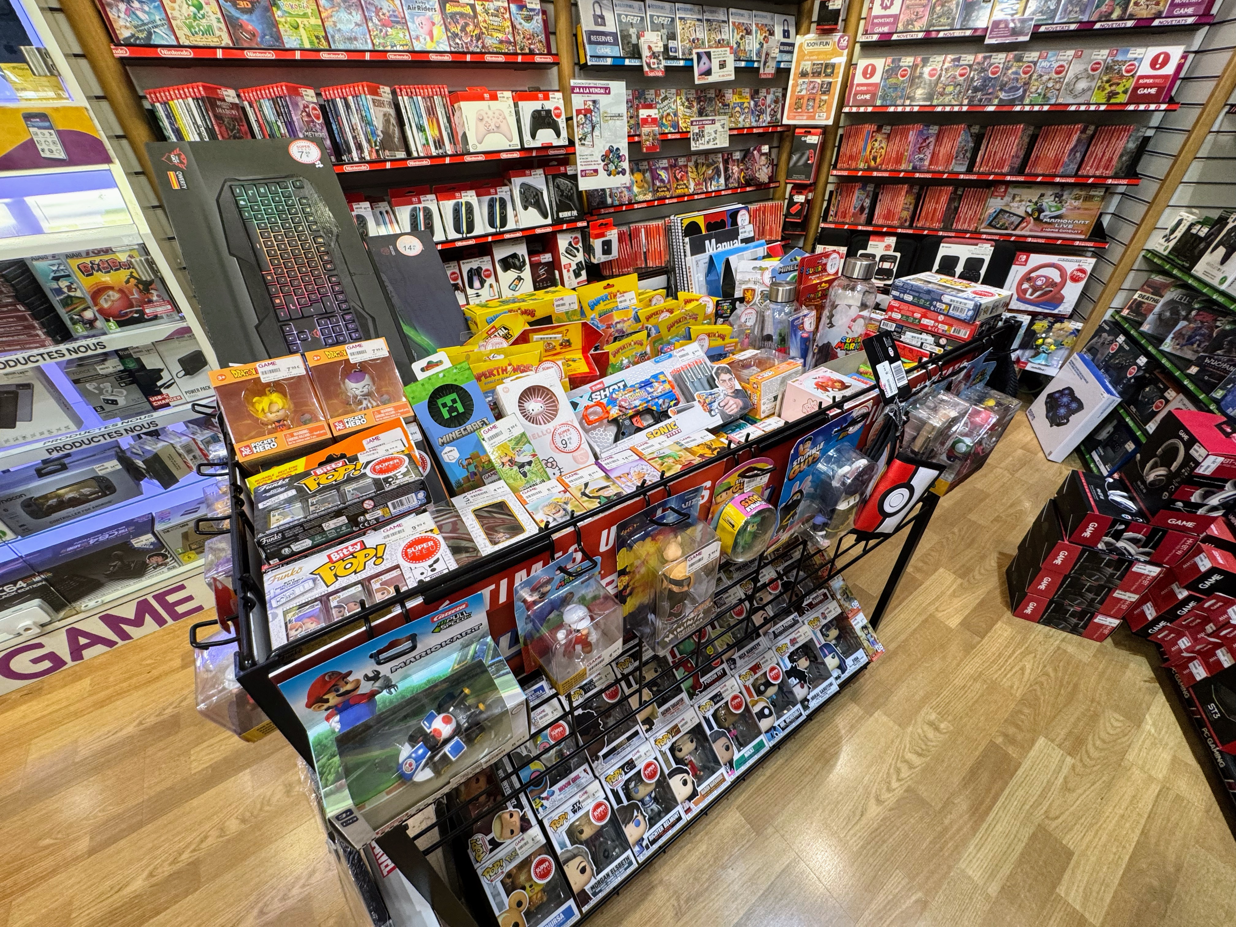 Photo 9 of GAME