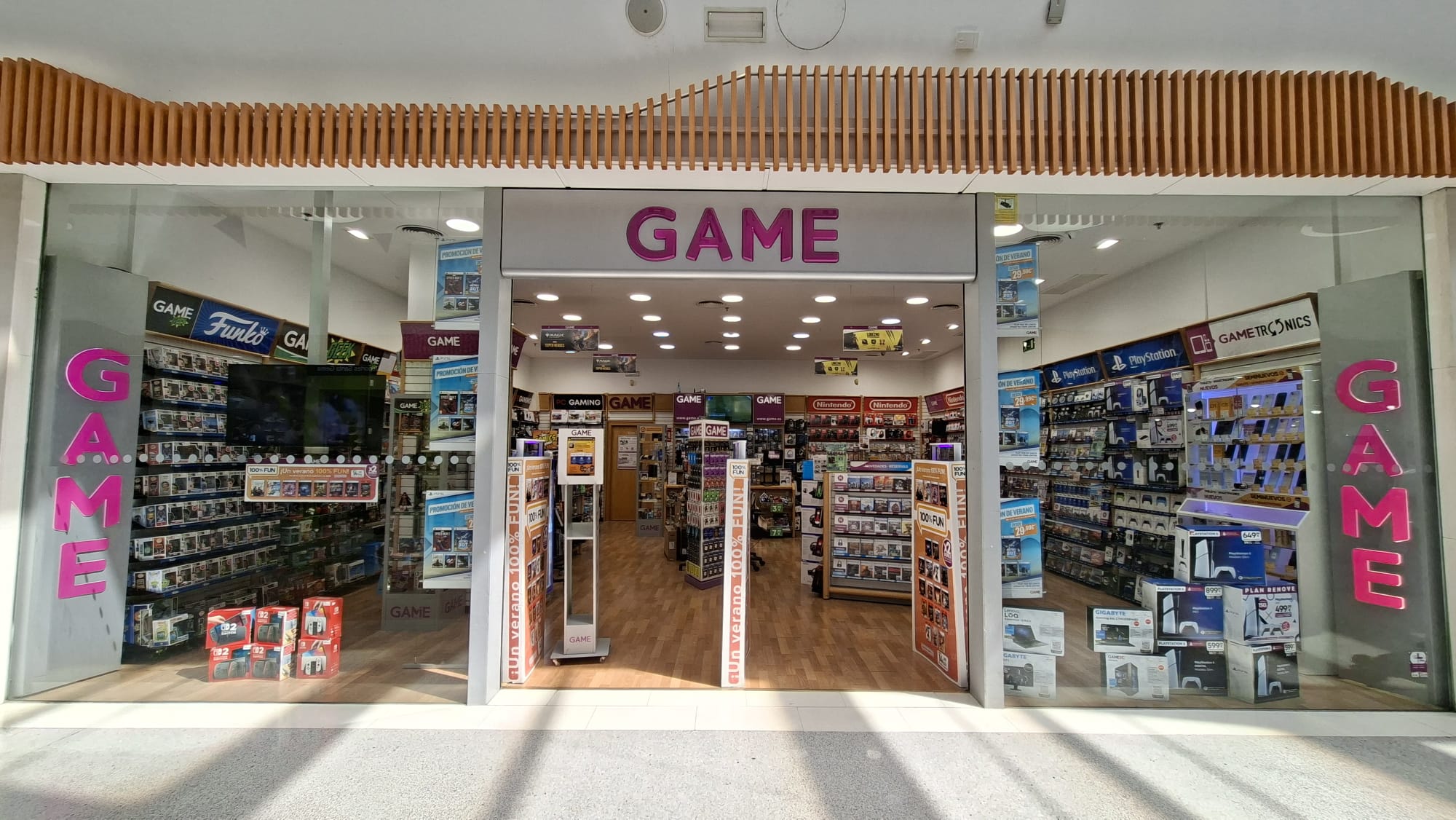 Foto 2 di GAME