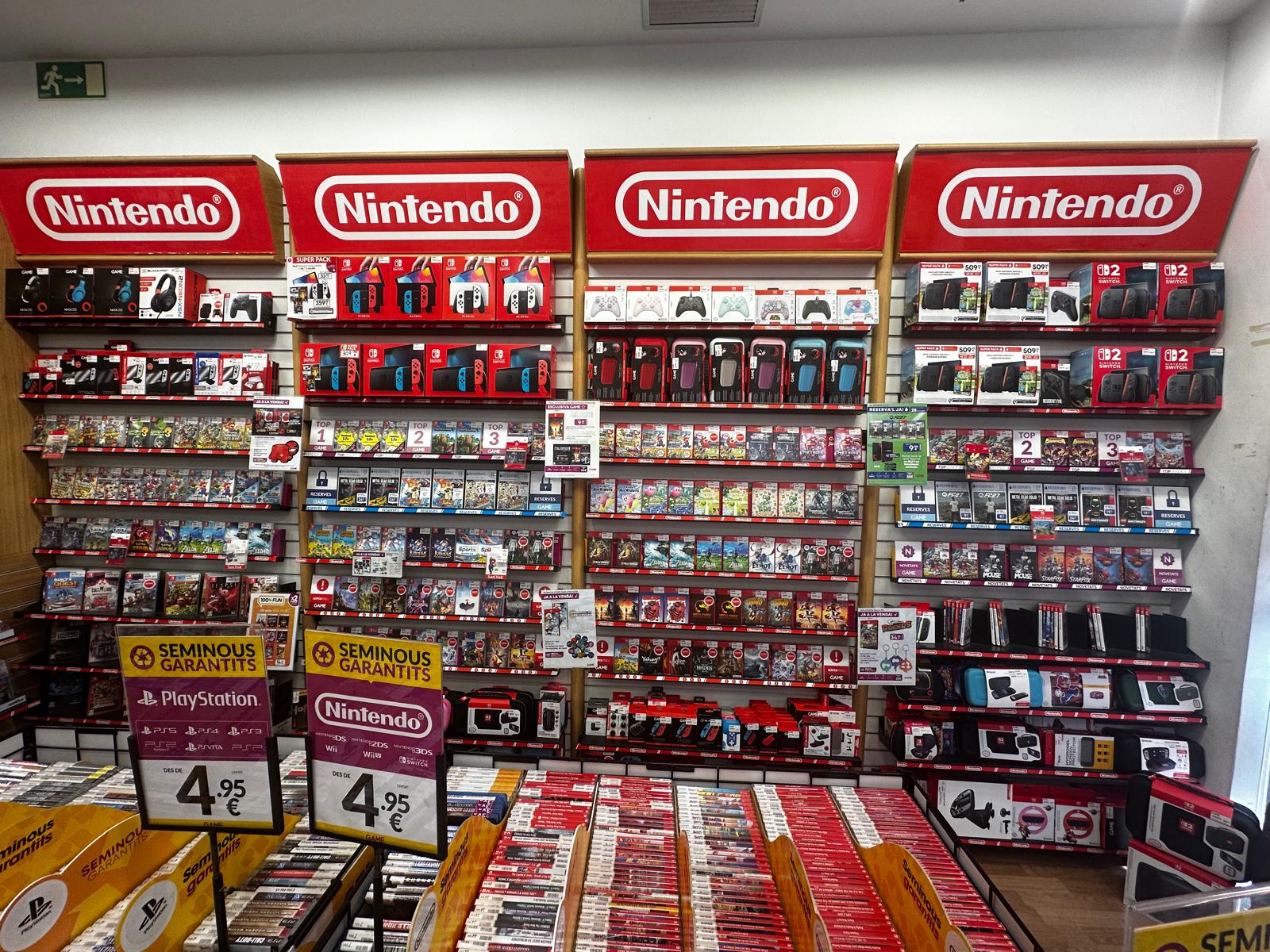 Photo 10 of GAME