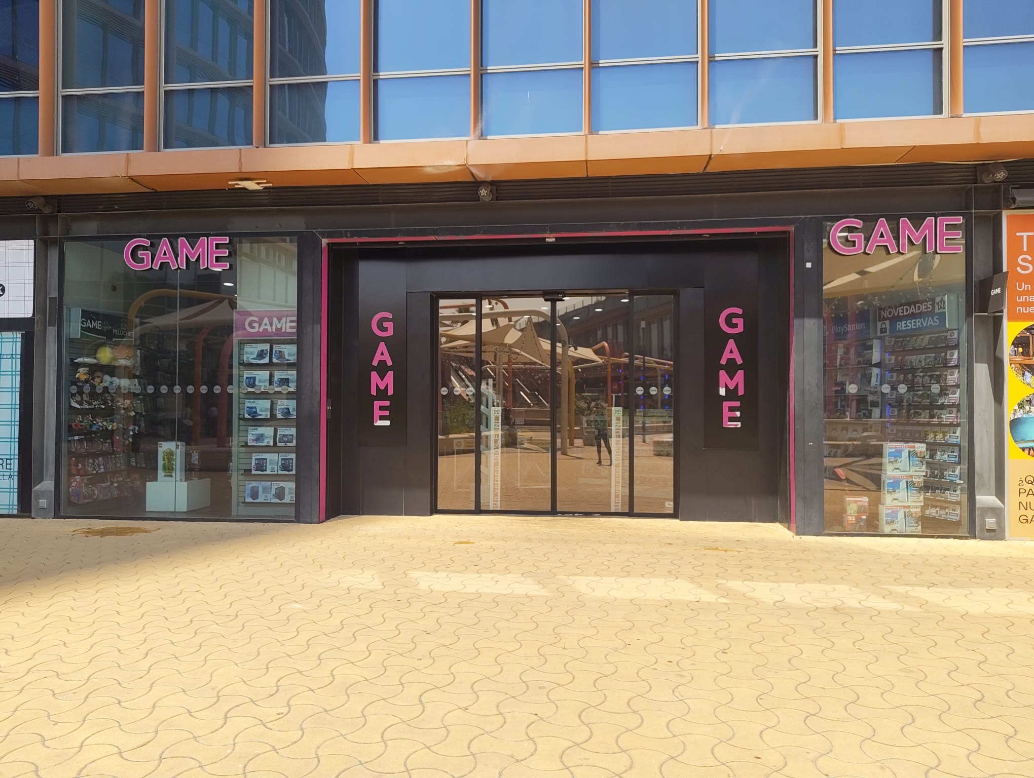 Foto 2 di GAME