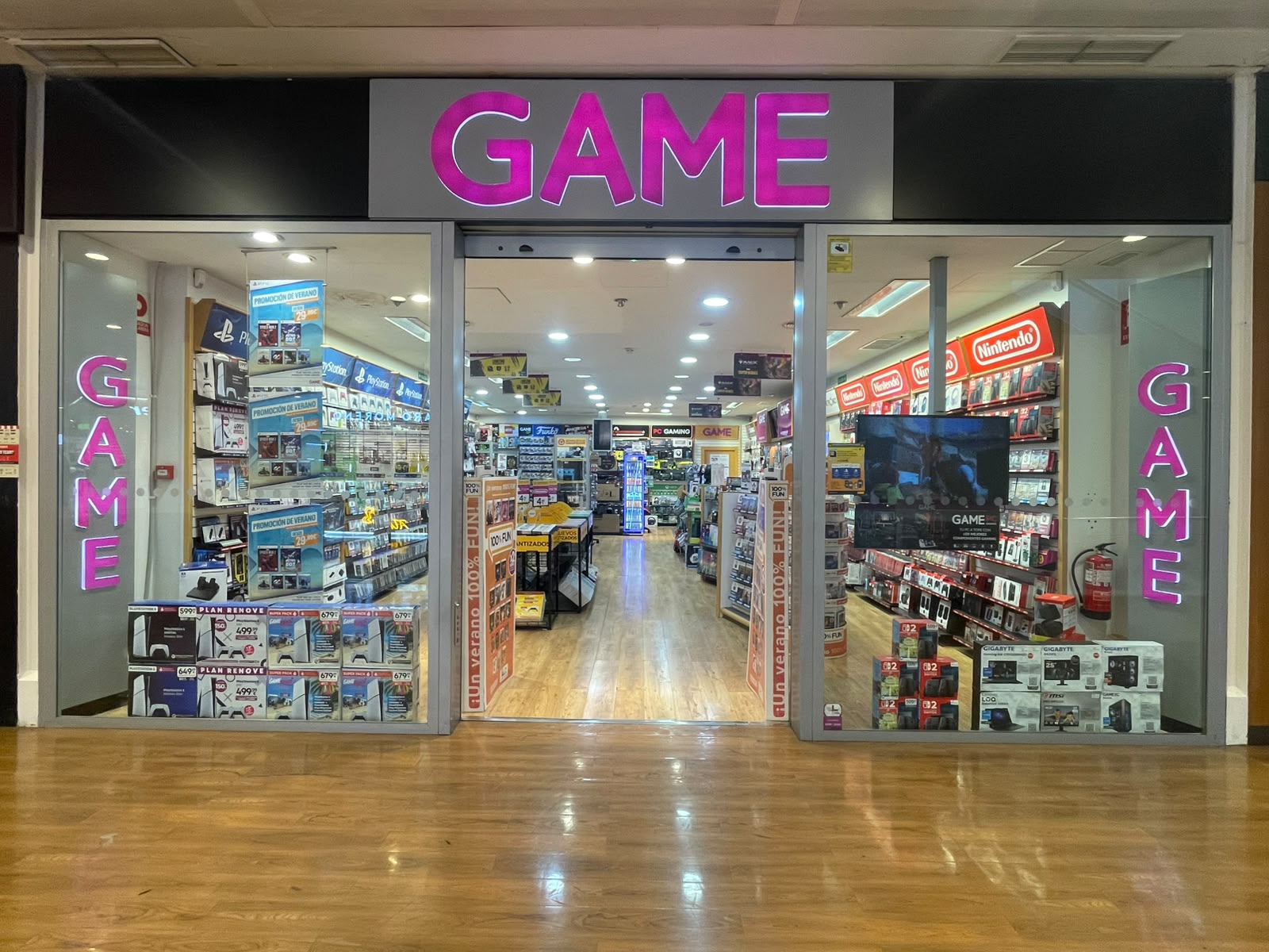 Foto 2 di GAME