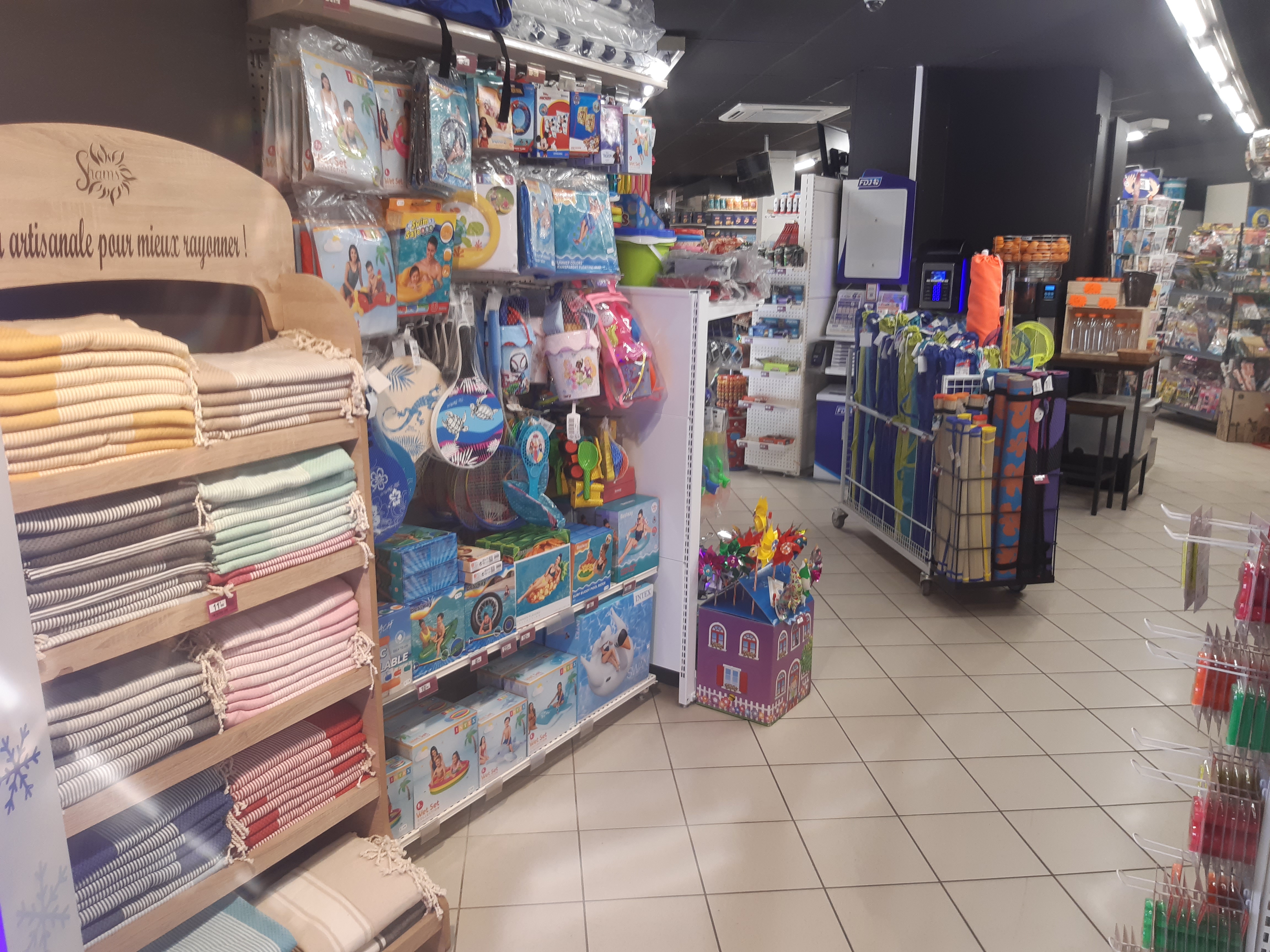 Foto 5 di Casino Shop