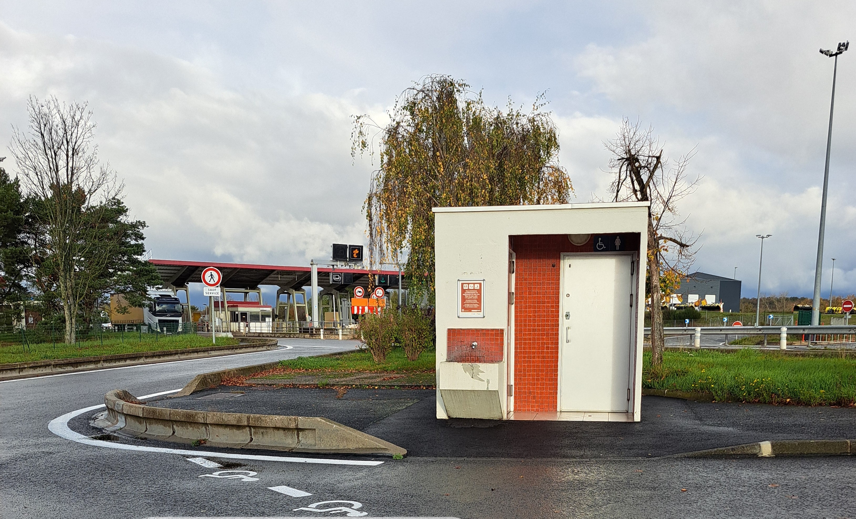 Foto 4 di Péage de Gannat - A719