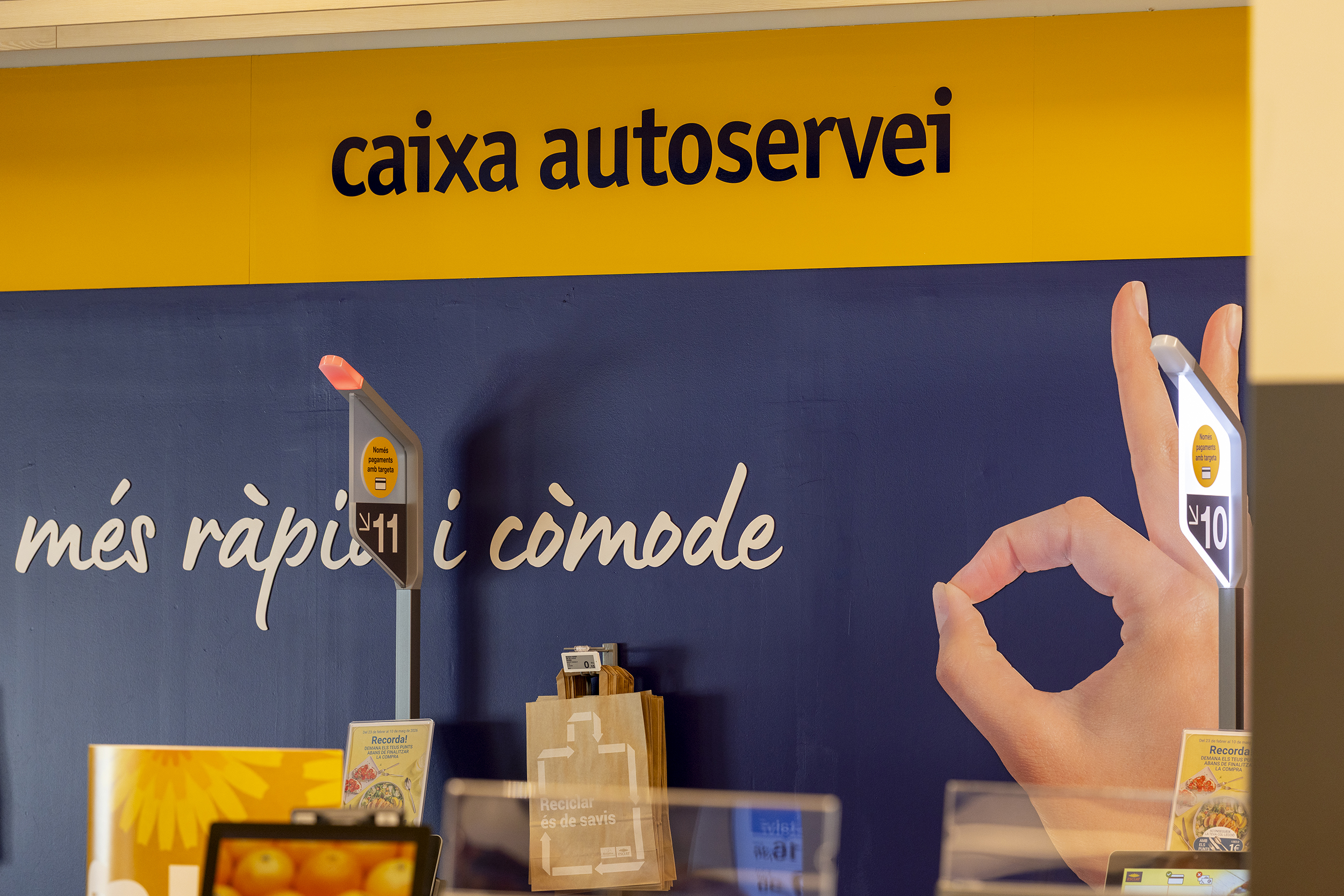 Foto 14 di Esclat