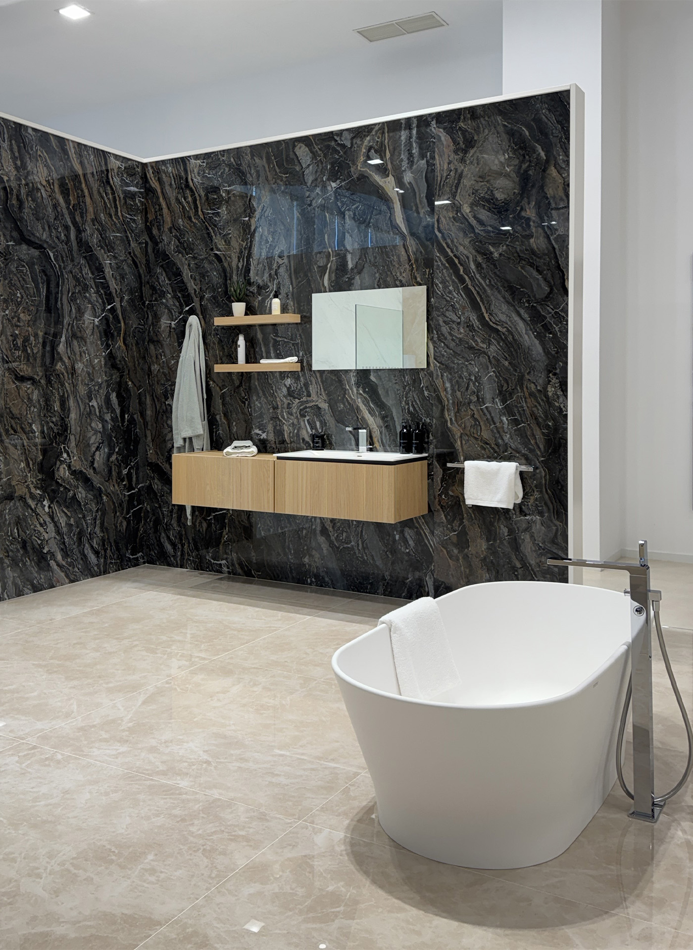 Foto 25 di PORCELANOSA Málaga